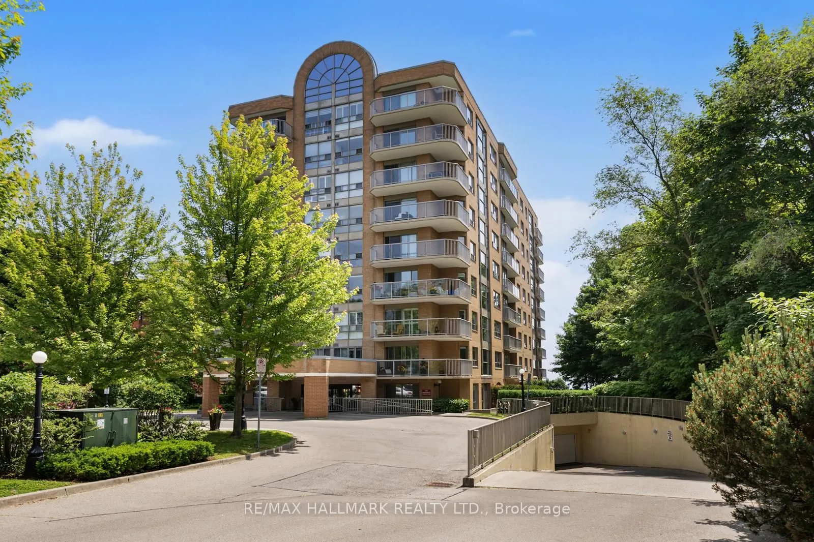 2210 Lakeshore Road, #104