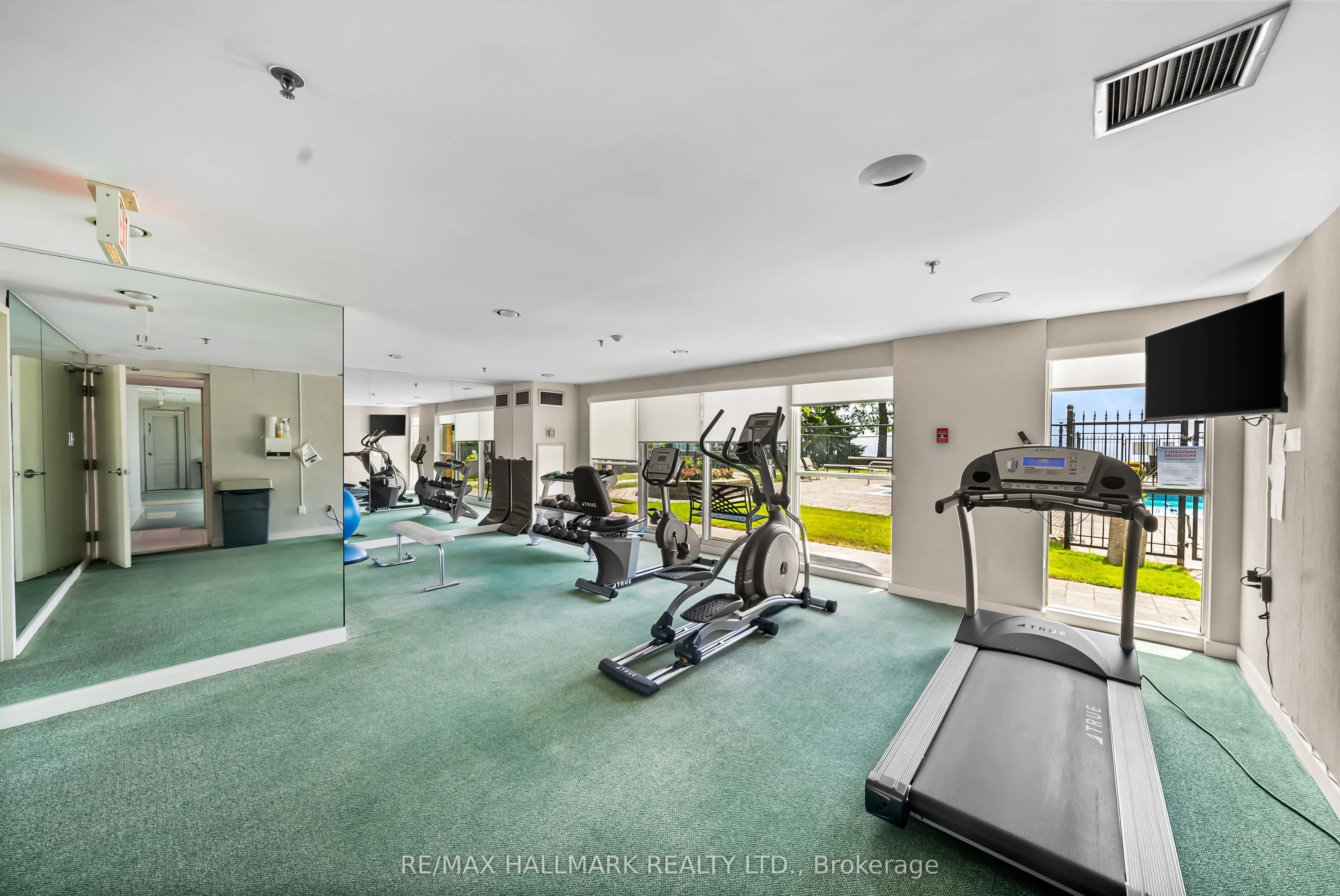 2210 Lakeshore Road, #104