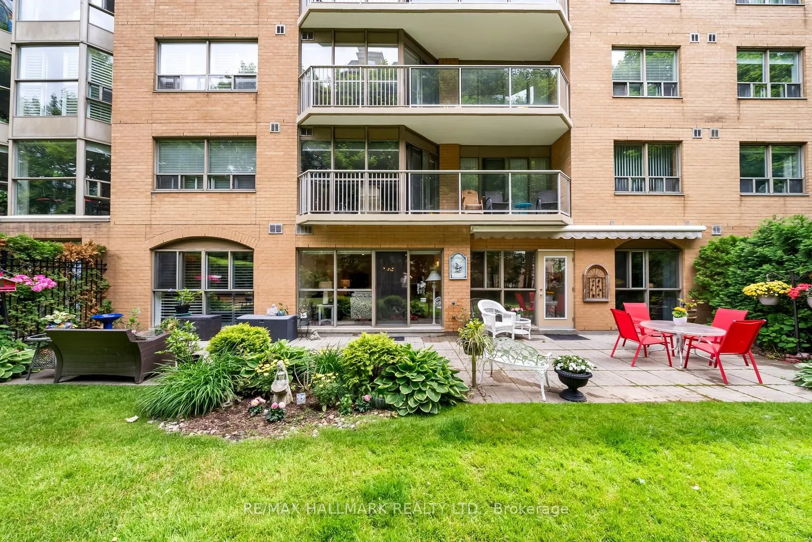 2210 Lakeshore Road, #104