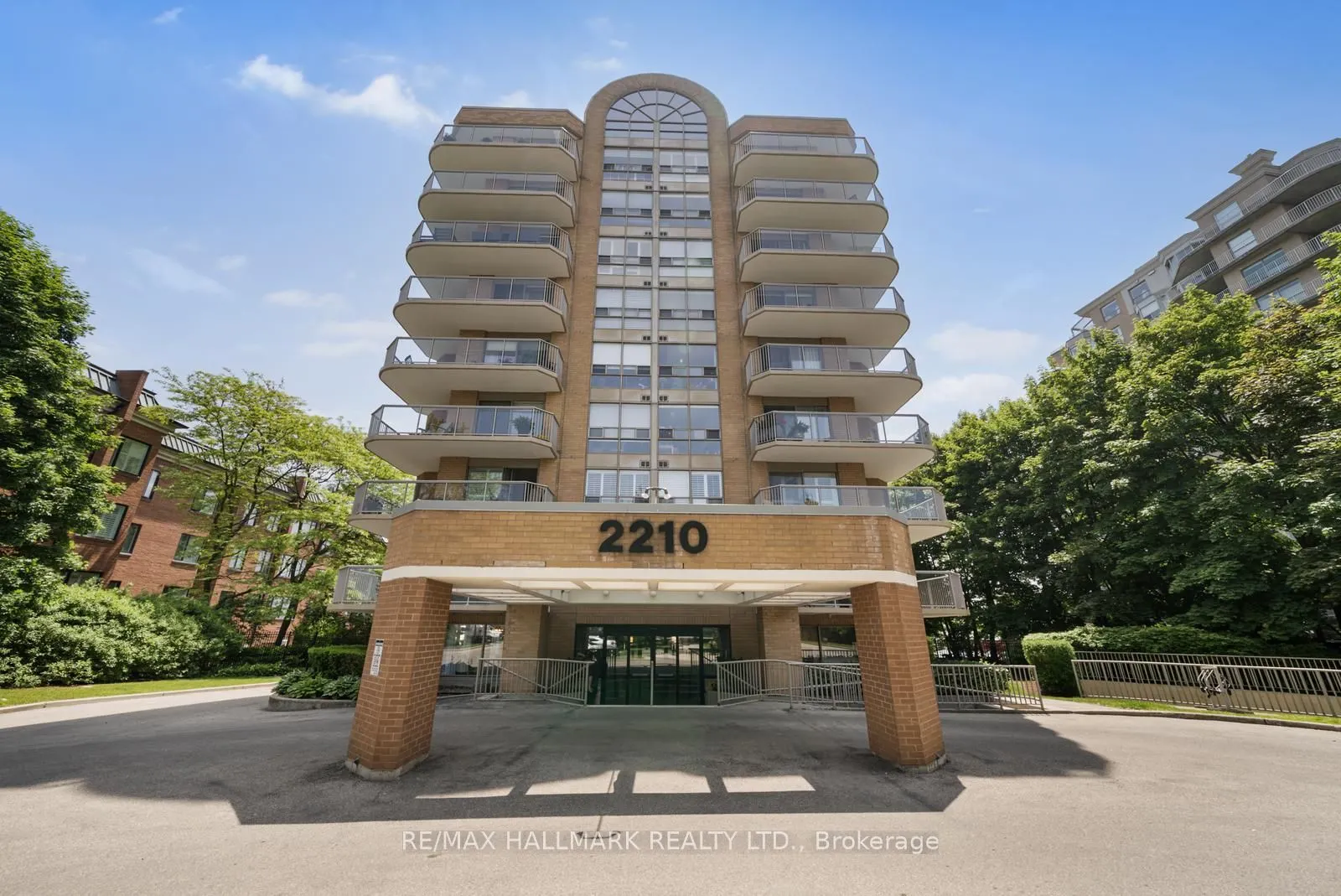 2210 Lakeshore Road, #104