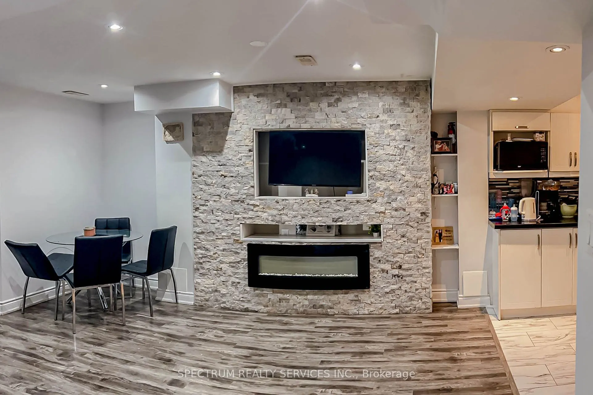22 Ungava Bay Road