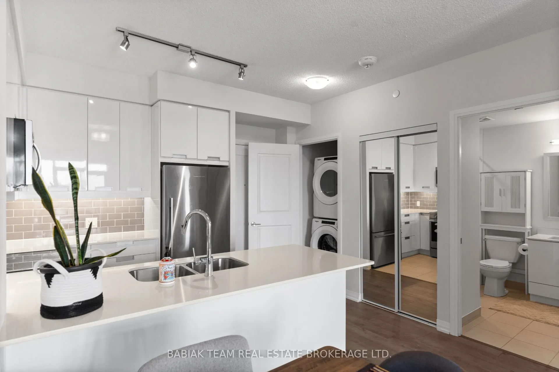 65 Watergarden Drive, #405