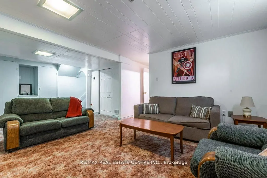 65 Lorne Scots Drive