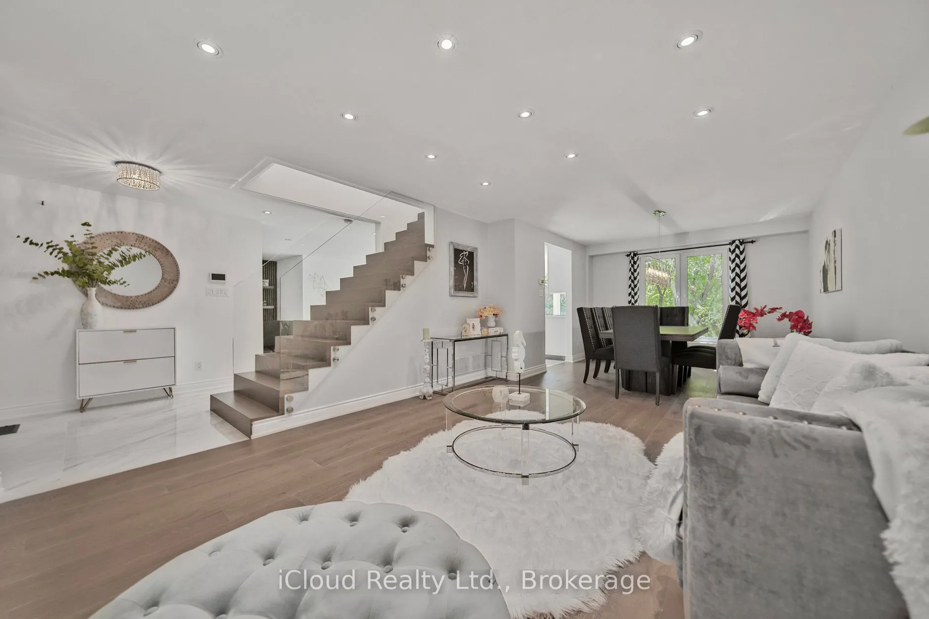 49 Westview Crescent