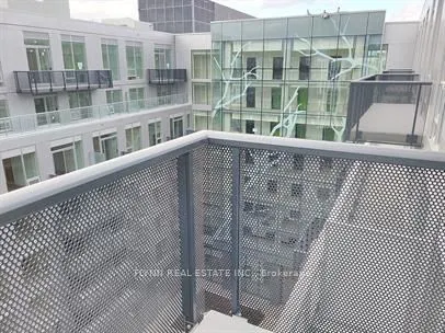 2450 Old Bronte Road, #815