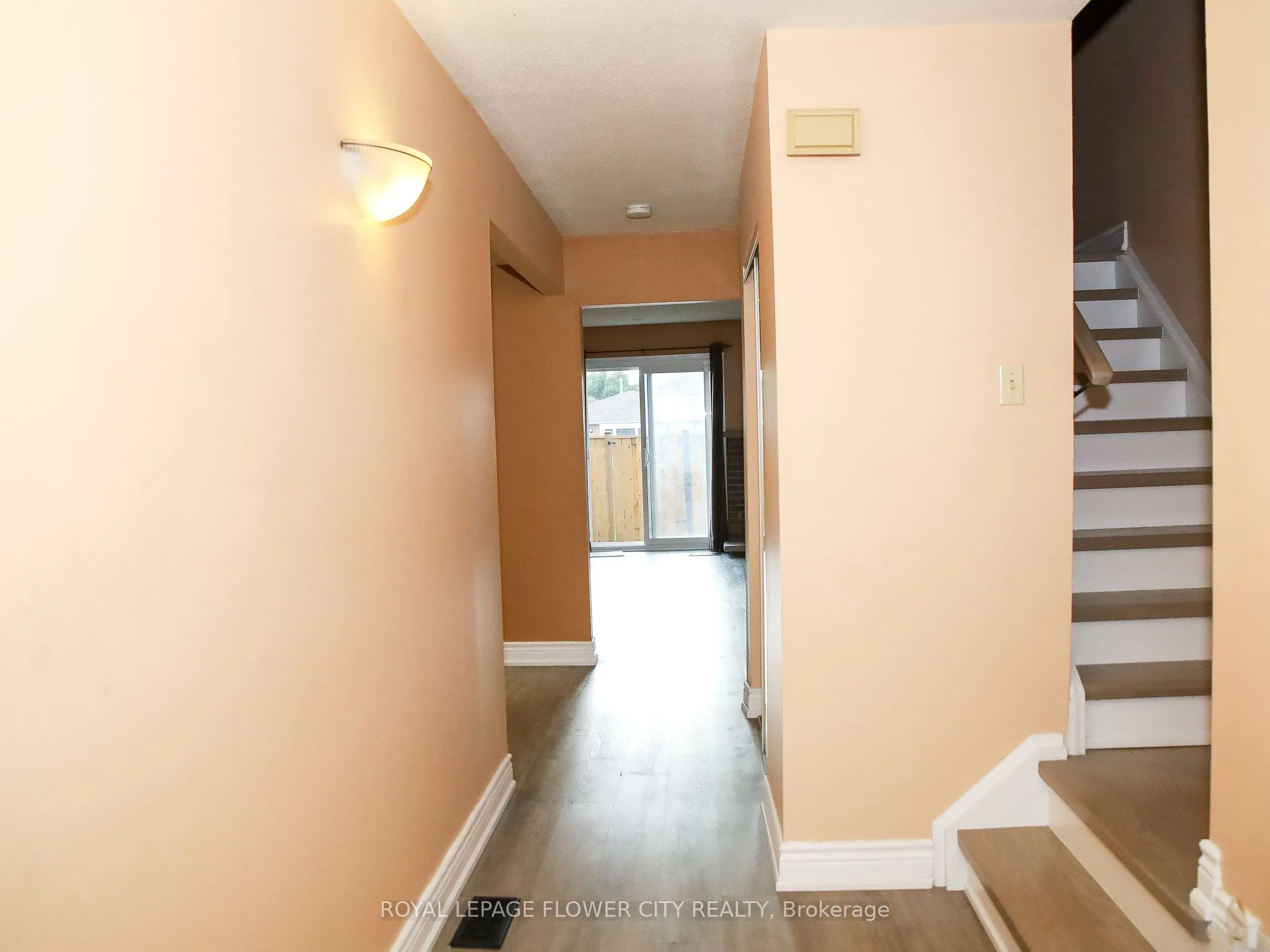 43 Greenwich Circle, #43