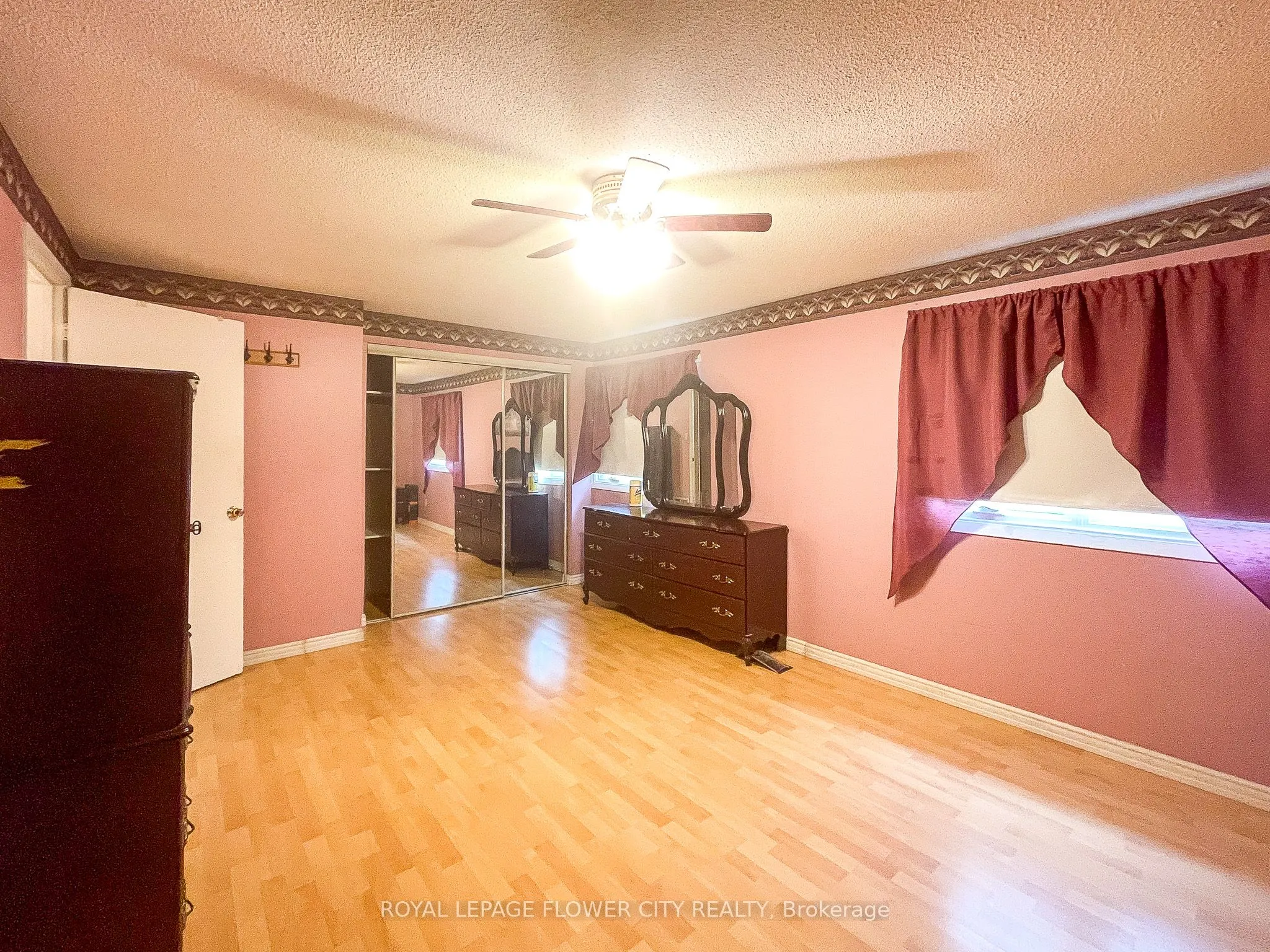 43 Greenwich Circle, #43