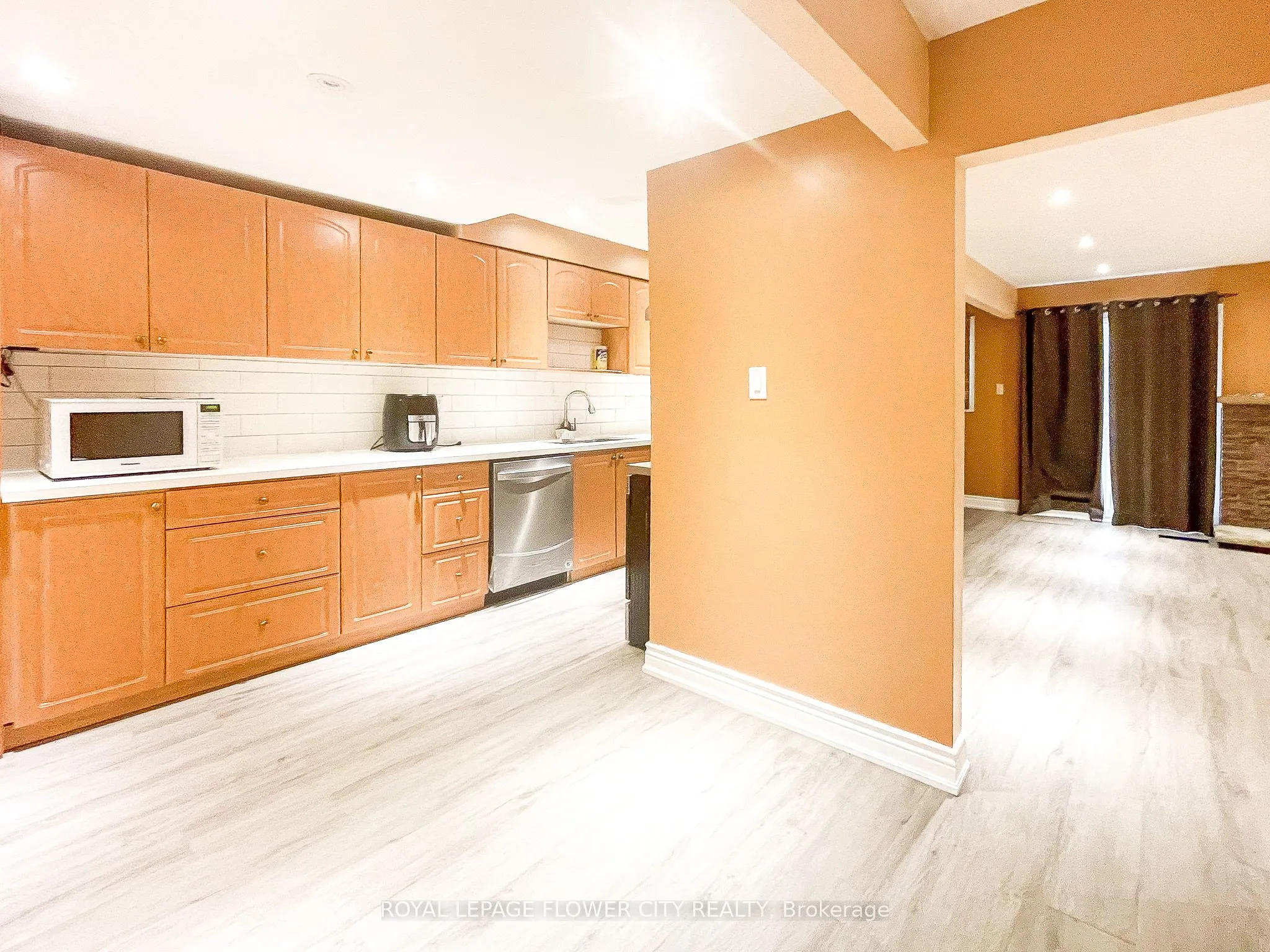 43 Greenwich Circle, #43