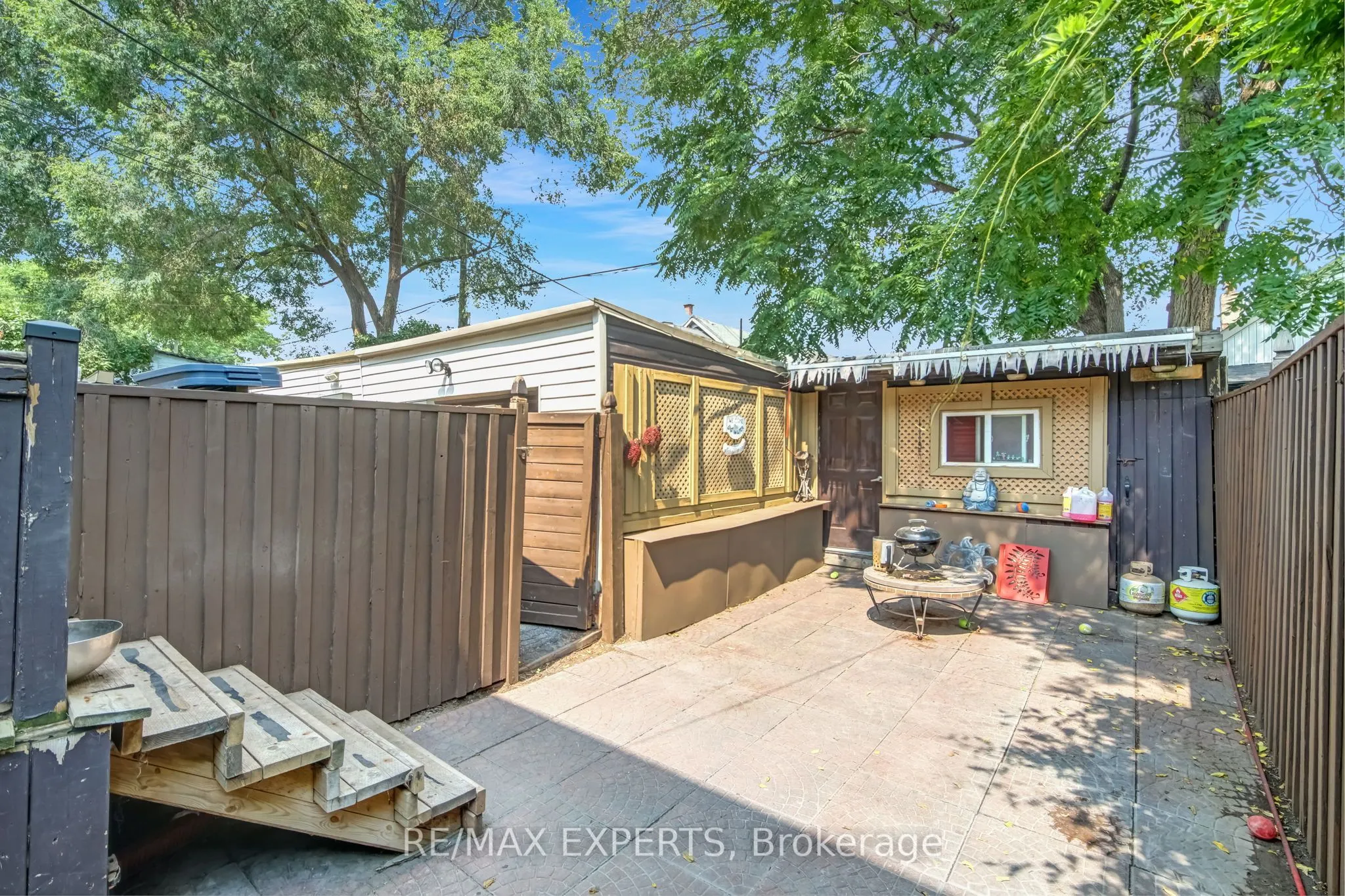 28 Mahoney Avenue