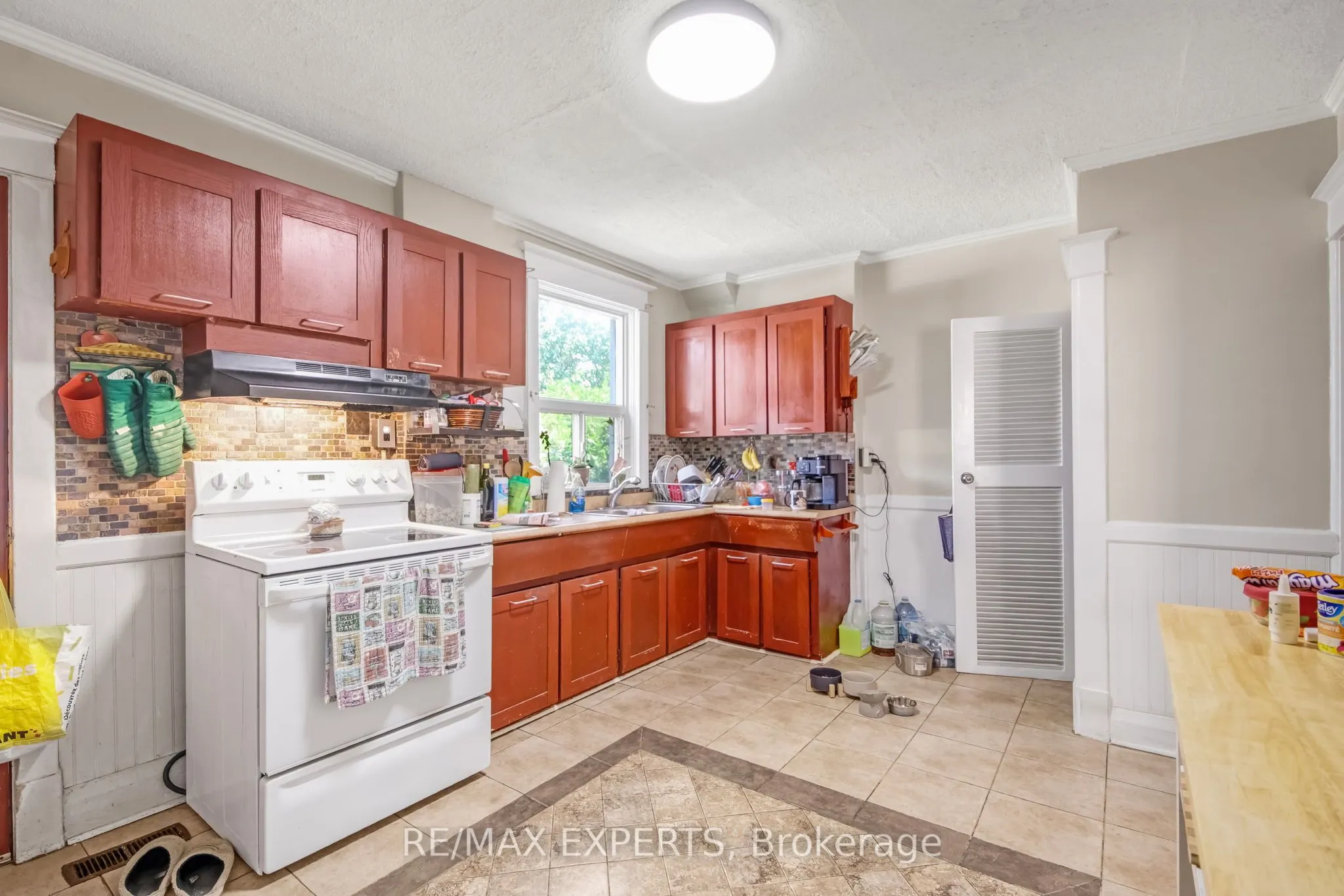 28 Mahoney Avenue