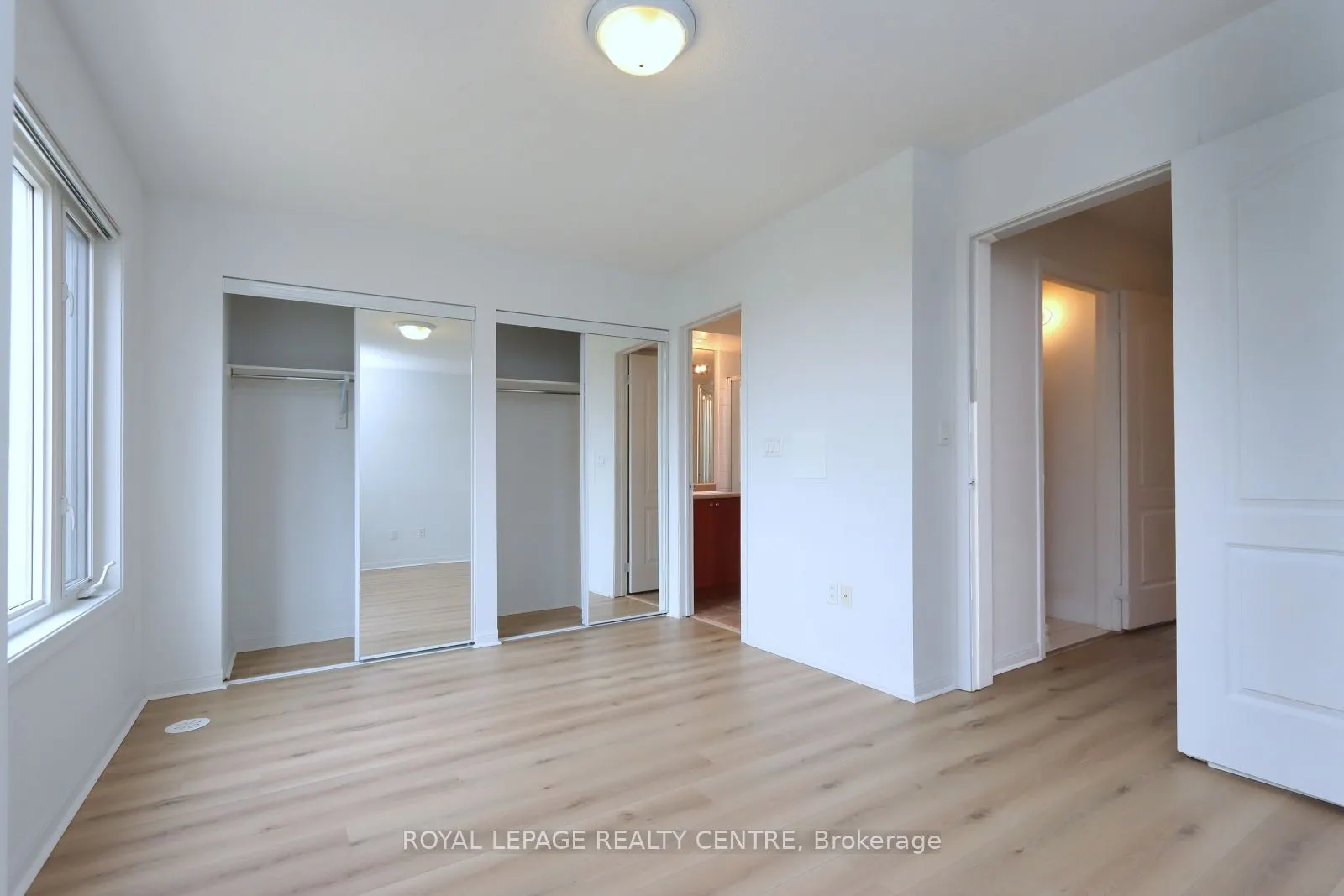 3135 Boxford Crescent, #4