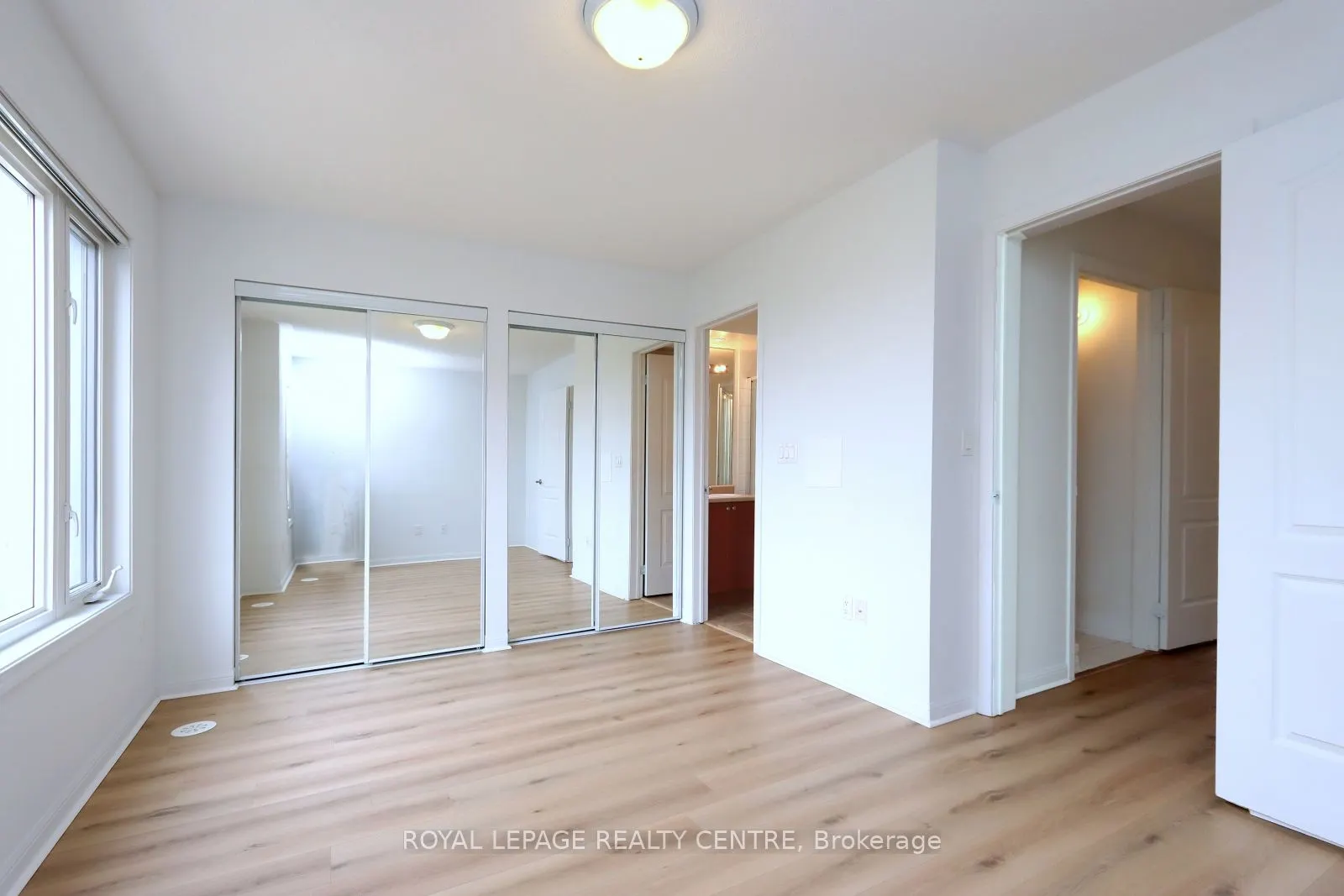 3135 Boxford Crescent, #4