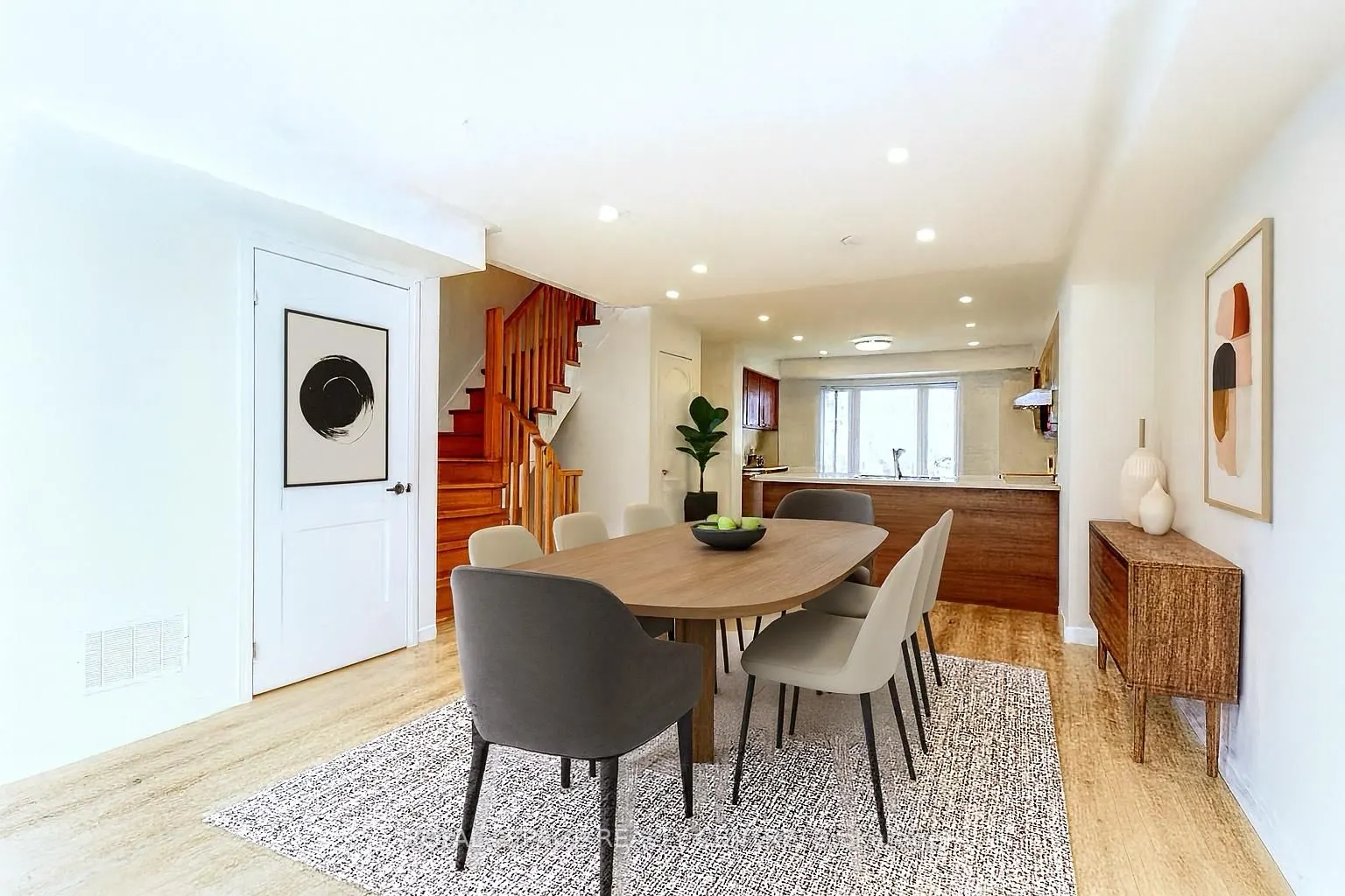 3135 Boxford Crescent, #4