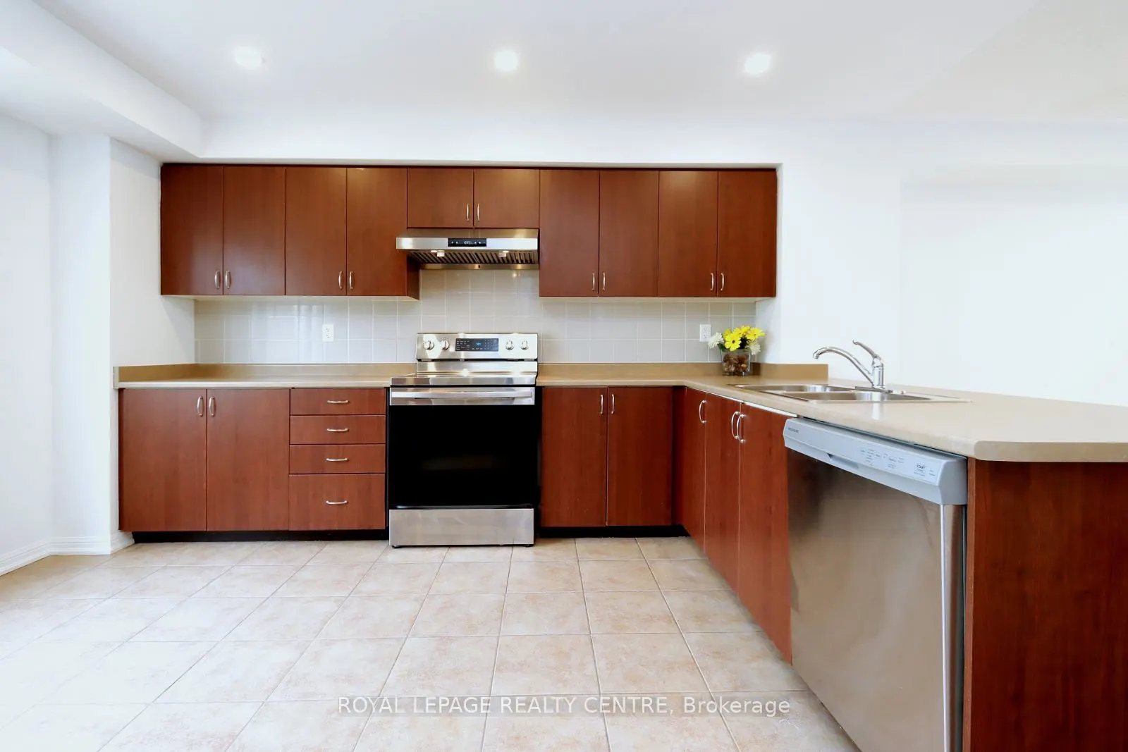 3135 Boxford Crescent, #4