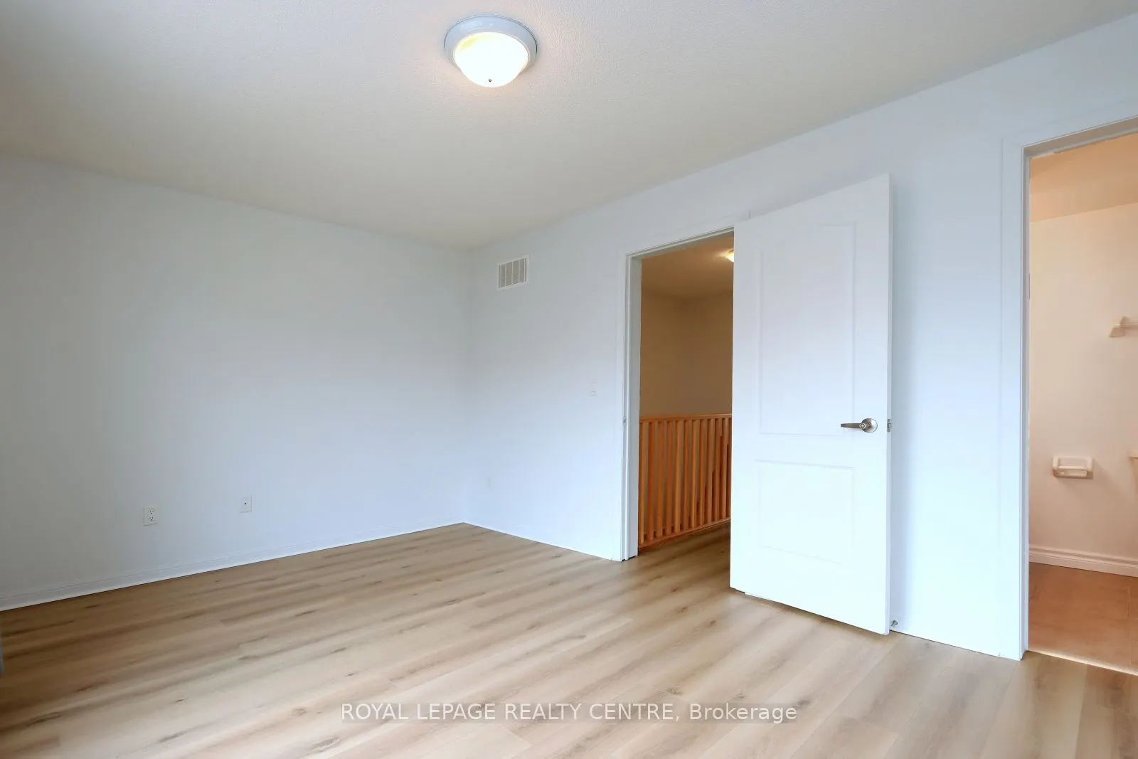 3135 Boxford Crescent, #4