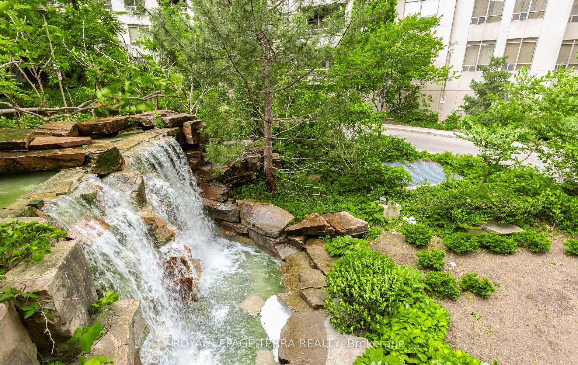3888 Duke Of York Boulevard, #430