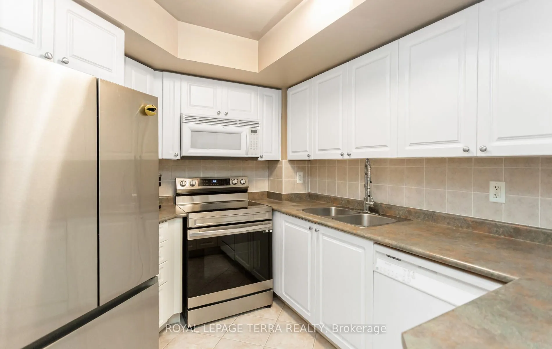 3888 Duke Of York Boulevard, #430