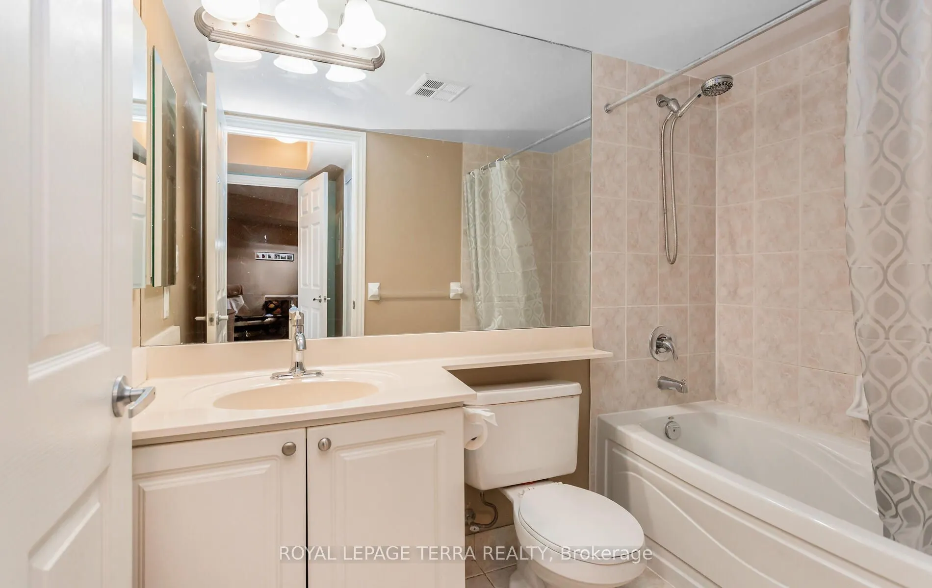 3888 Duke Of York Boulevard, #430