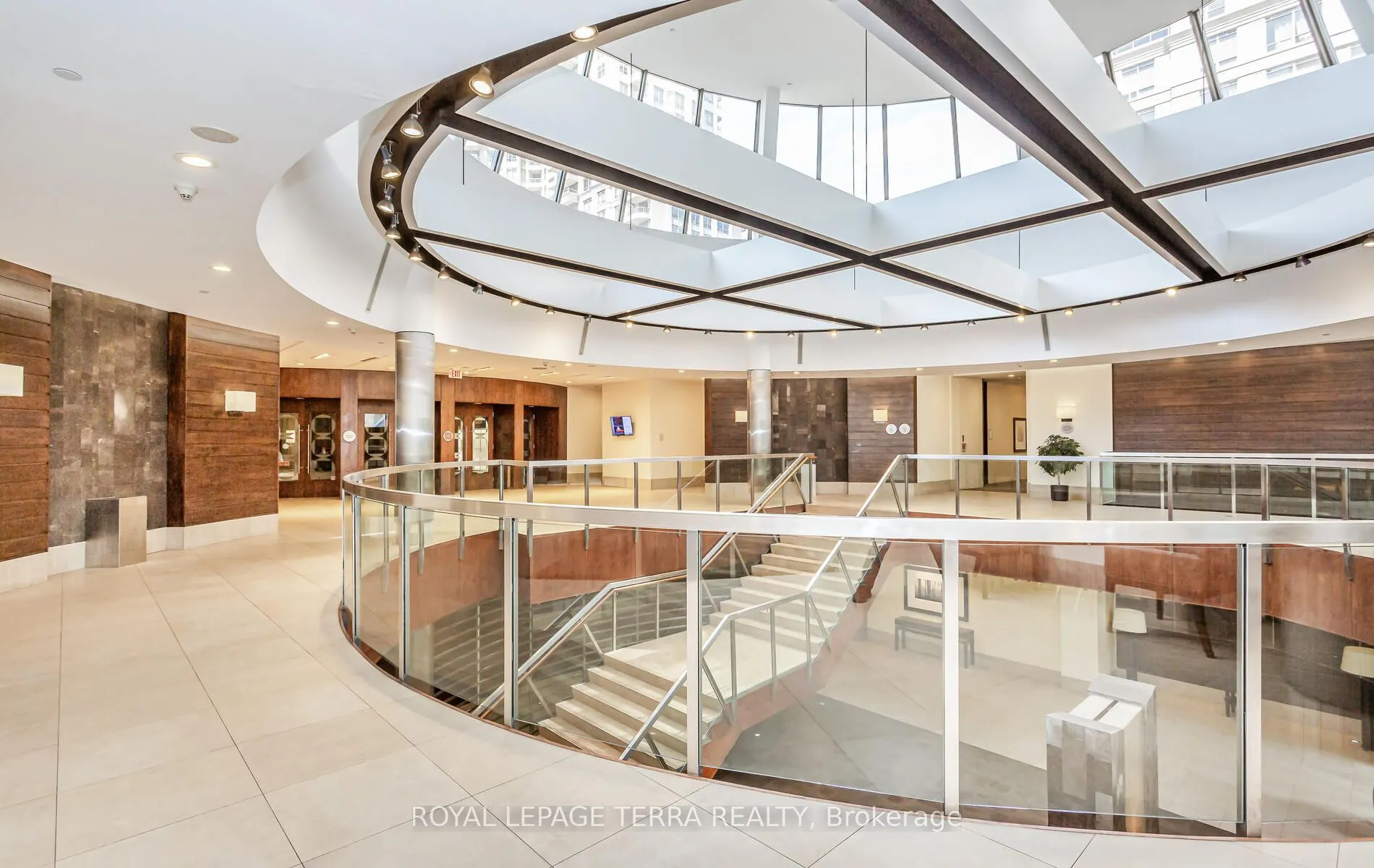 3888 Duke Of York Boulevard, #430
