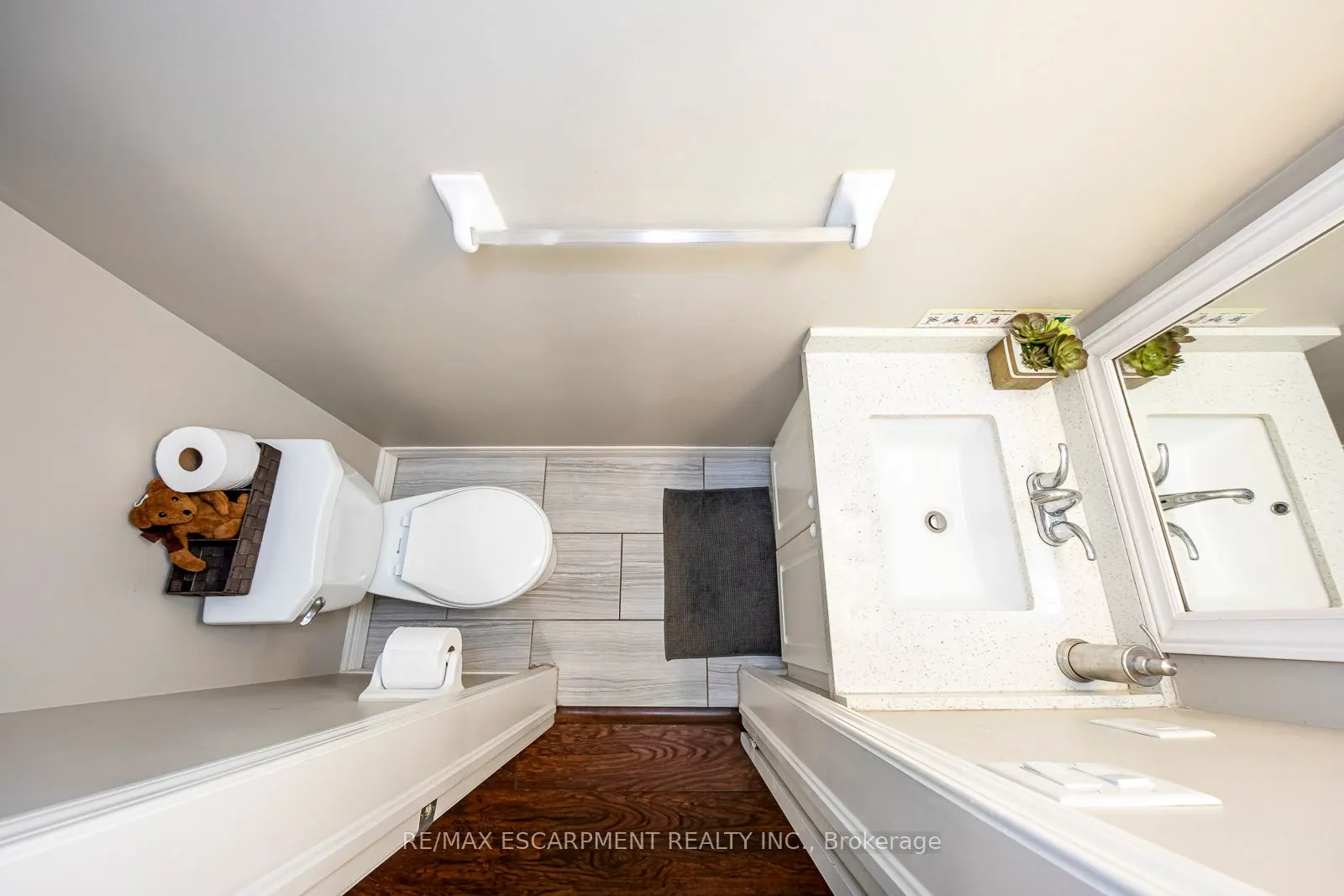 2237 Prescott Place