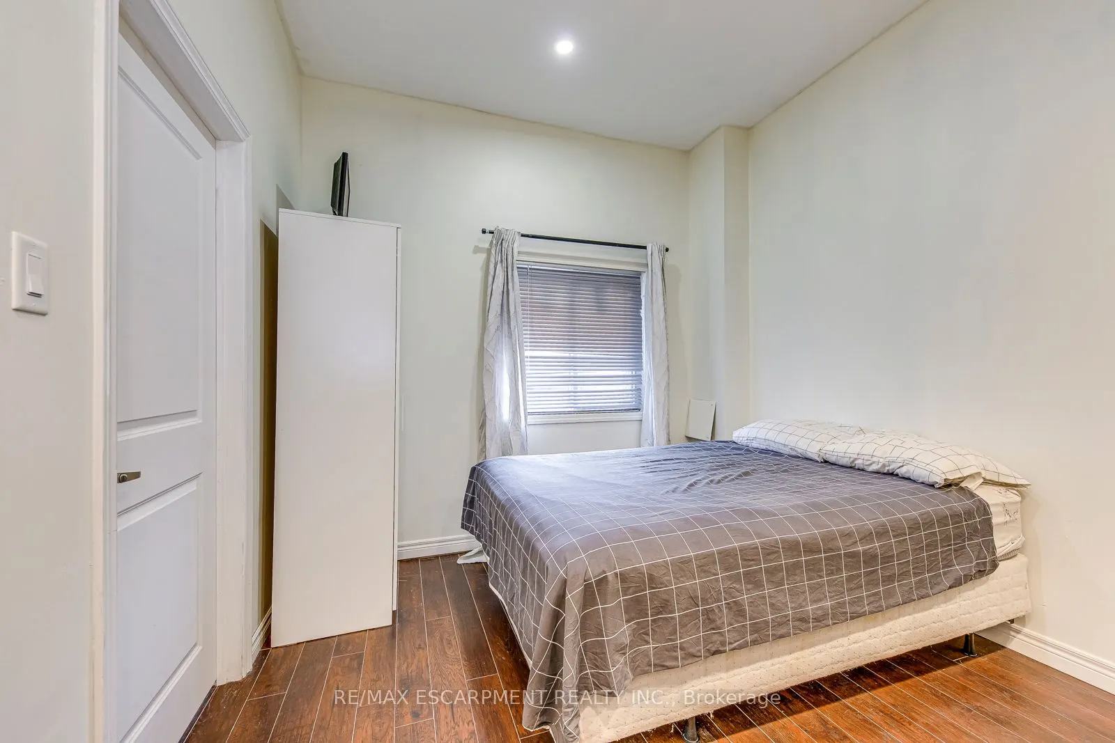 2237 Prescott Place