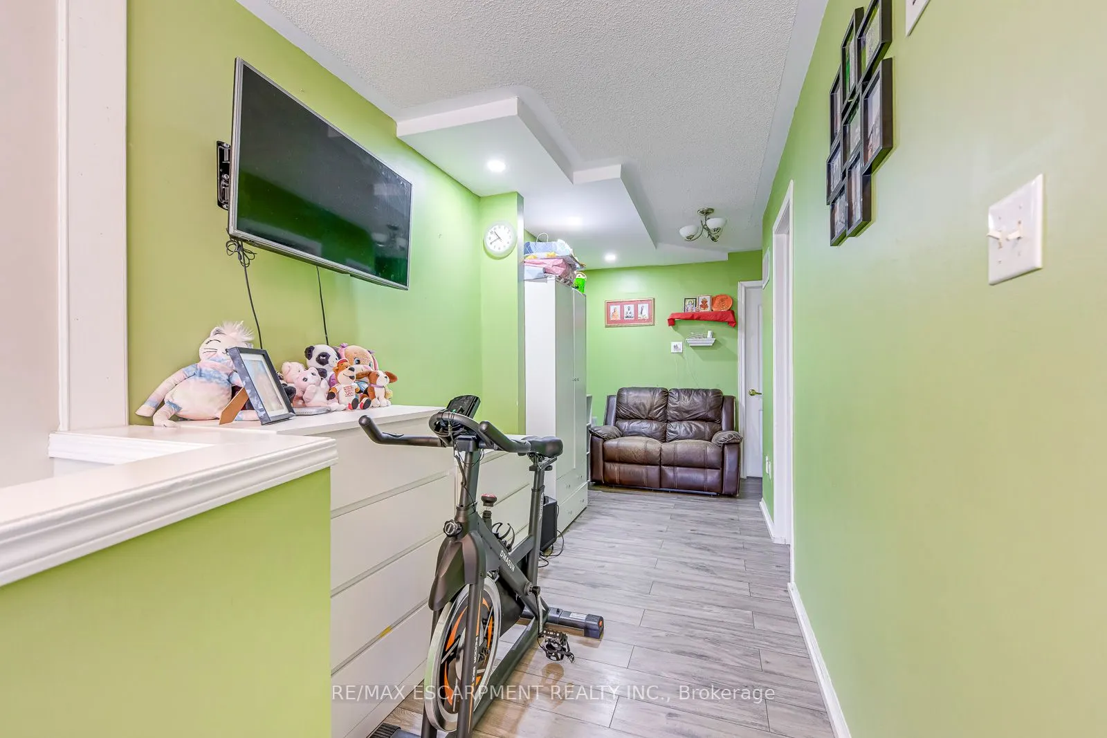 2237 Prescott Place