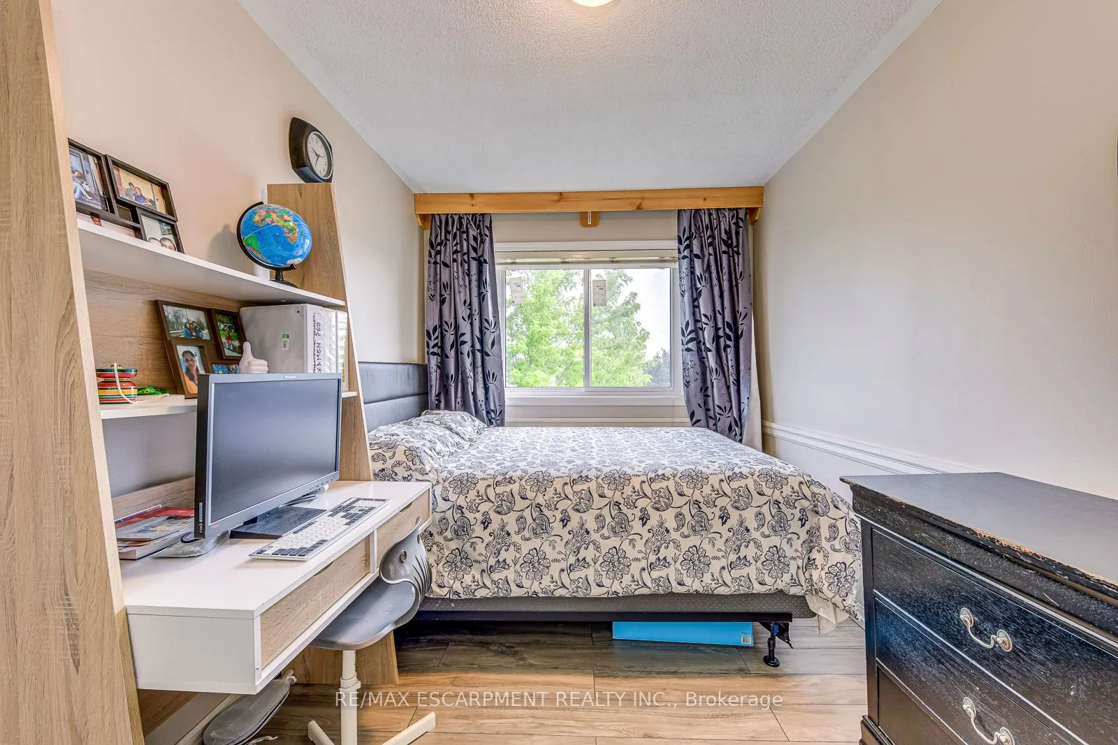 2237 Prescott Place