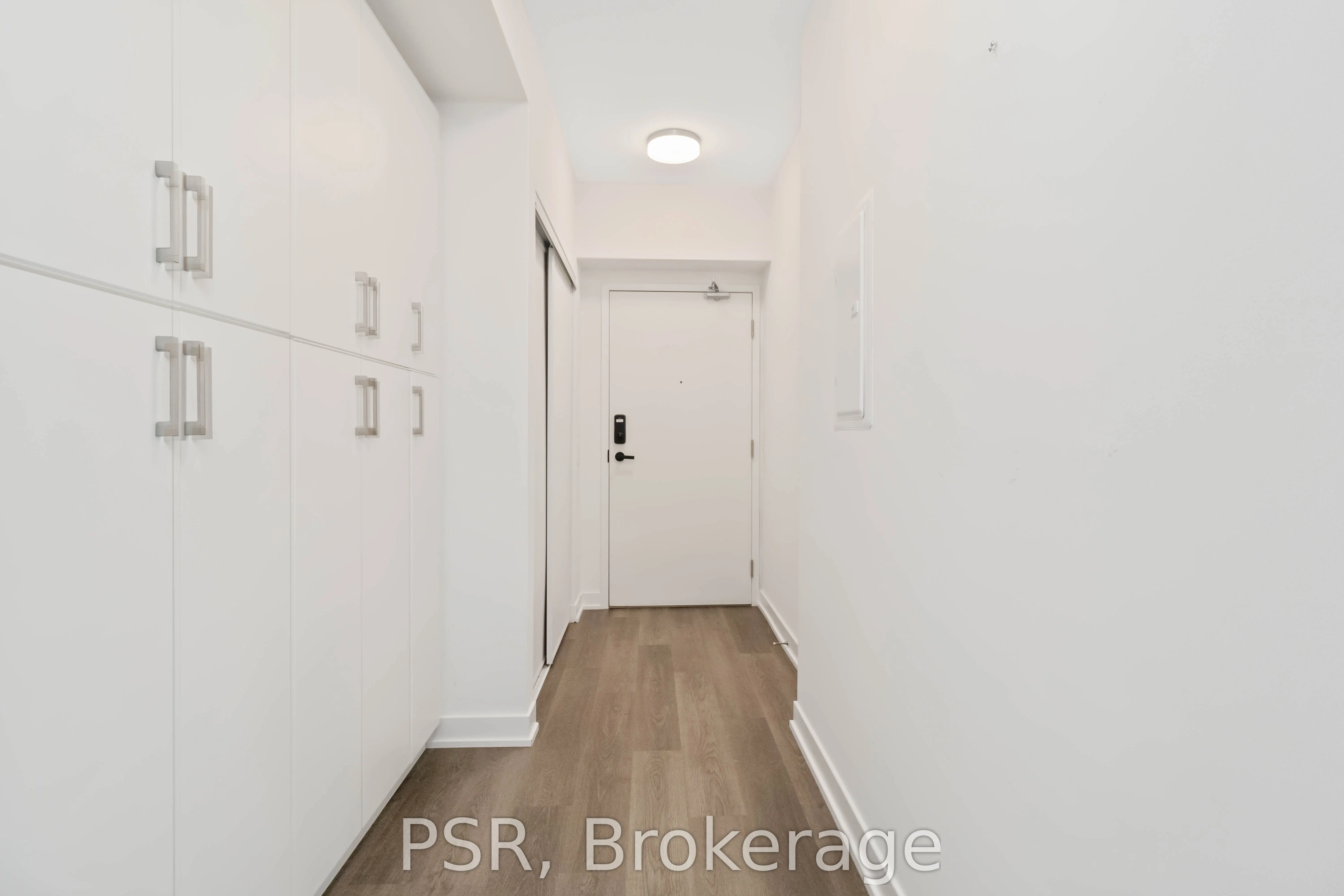 3900 Confederation Parkway, #3501