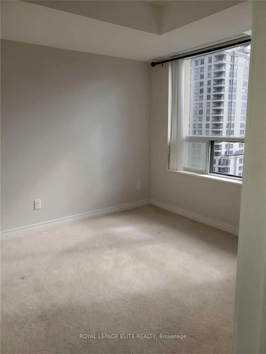 310 Burnhamthorpe Road W, #1707