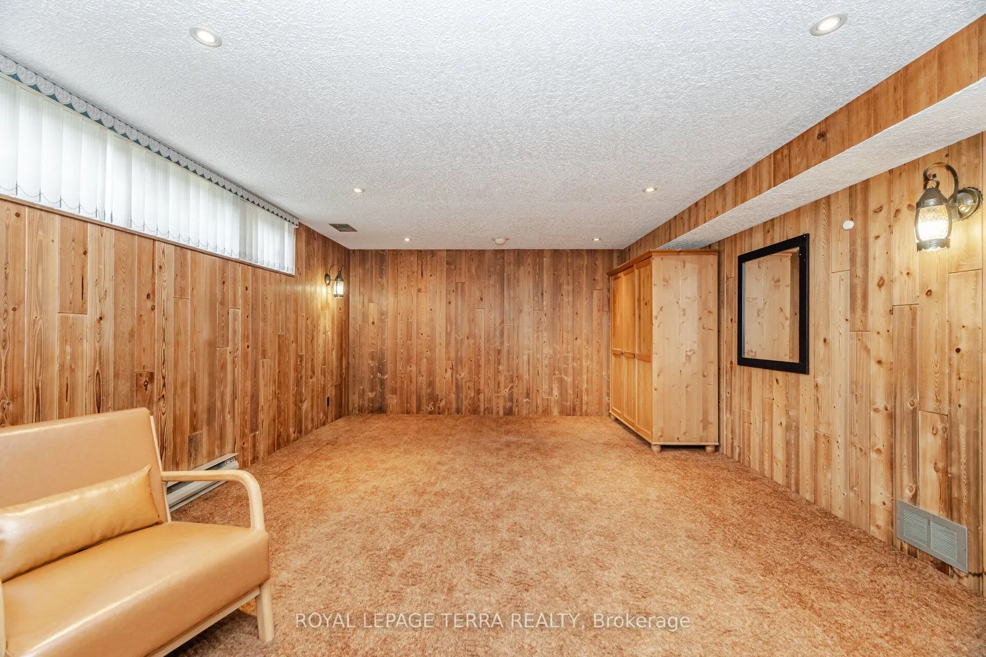 65 Alhart Drive