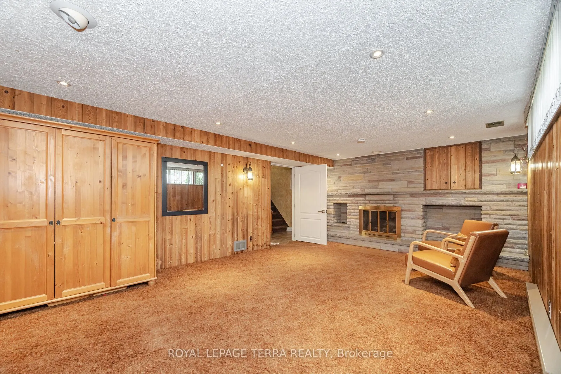 65 Alhart Drive