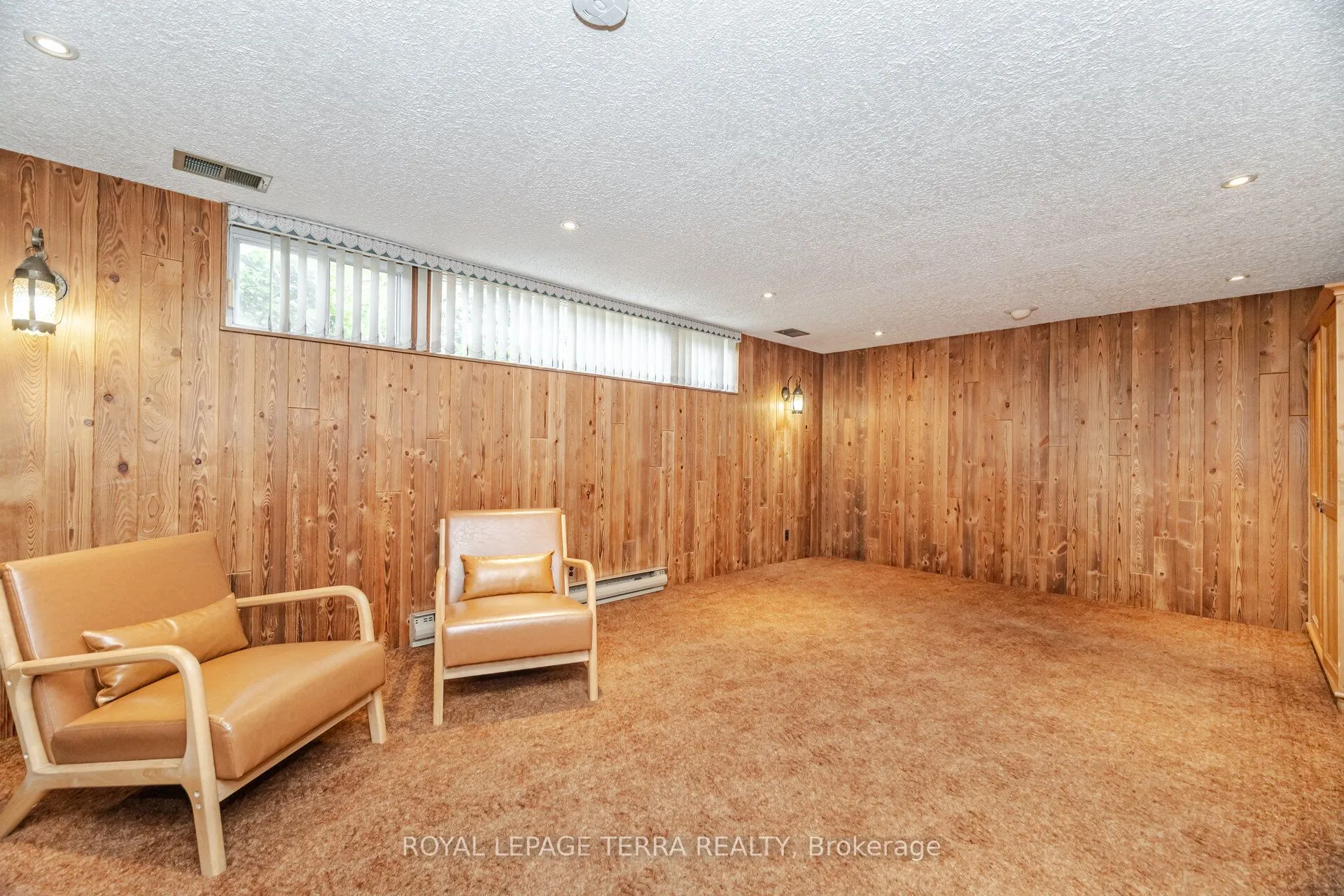 65 Alhart Drive