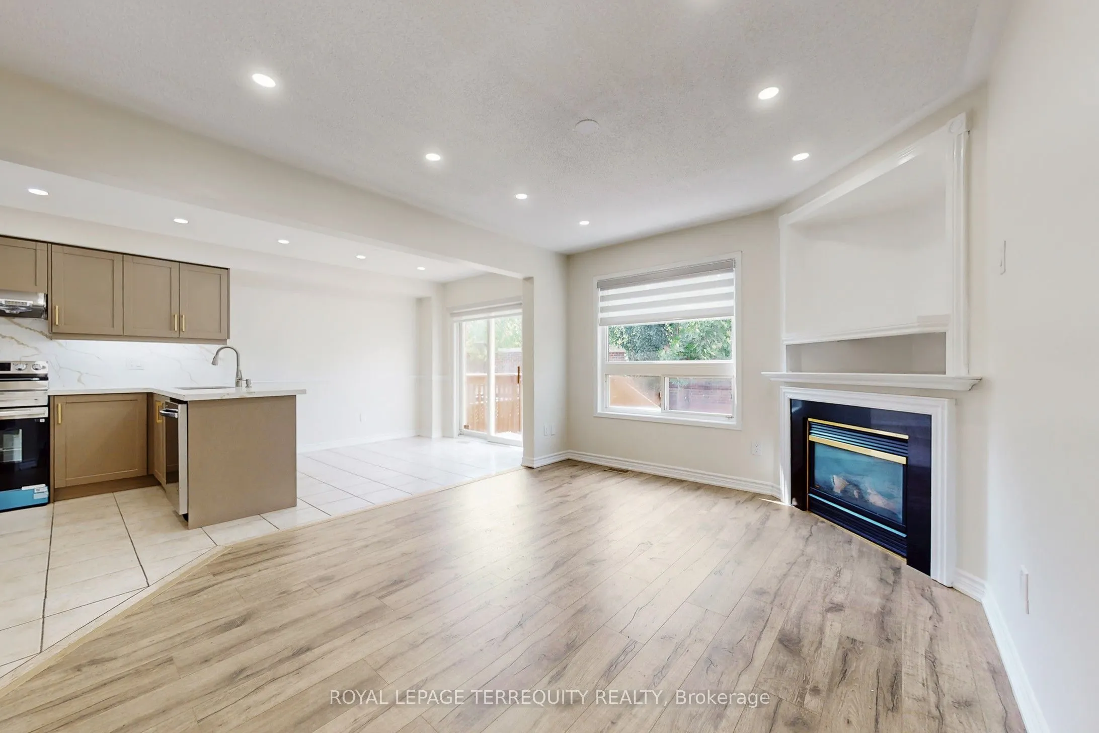 54 Mistdale Crescent