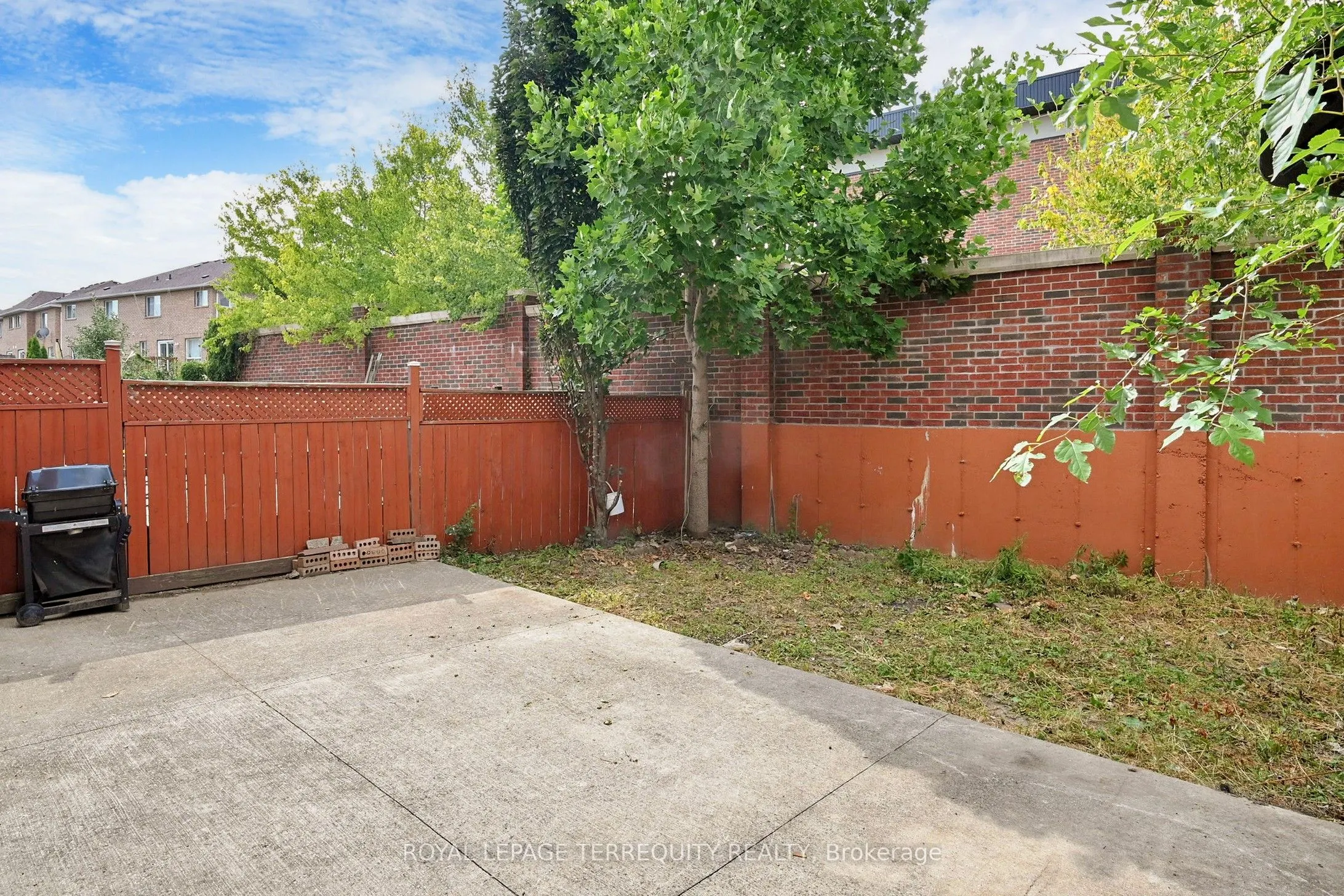 54 Mistdale Crescent