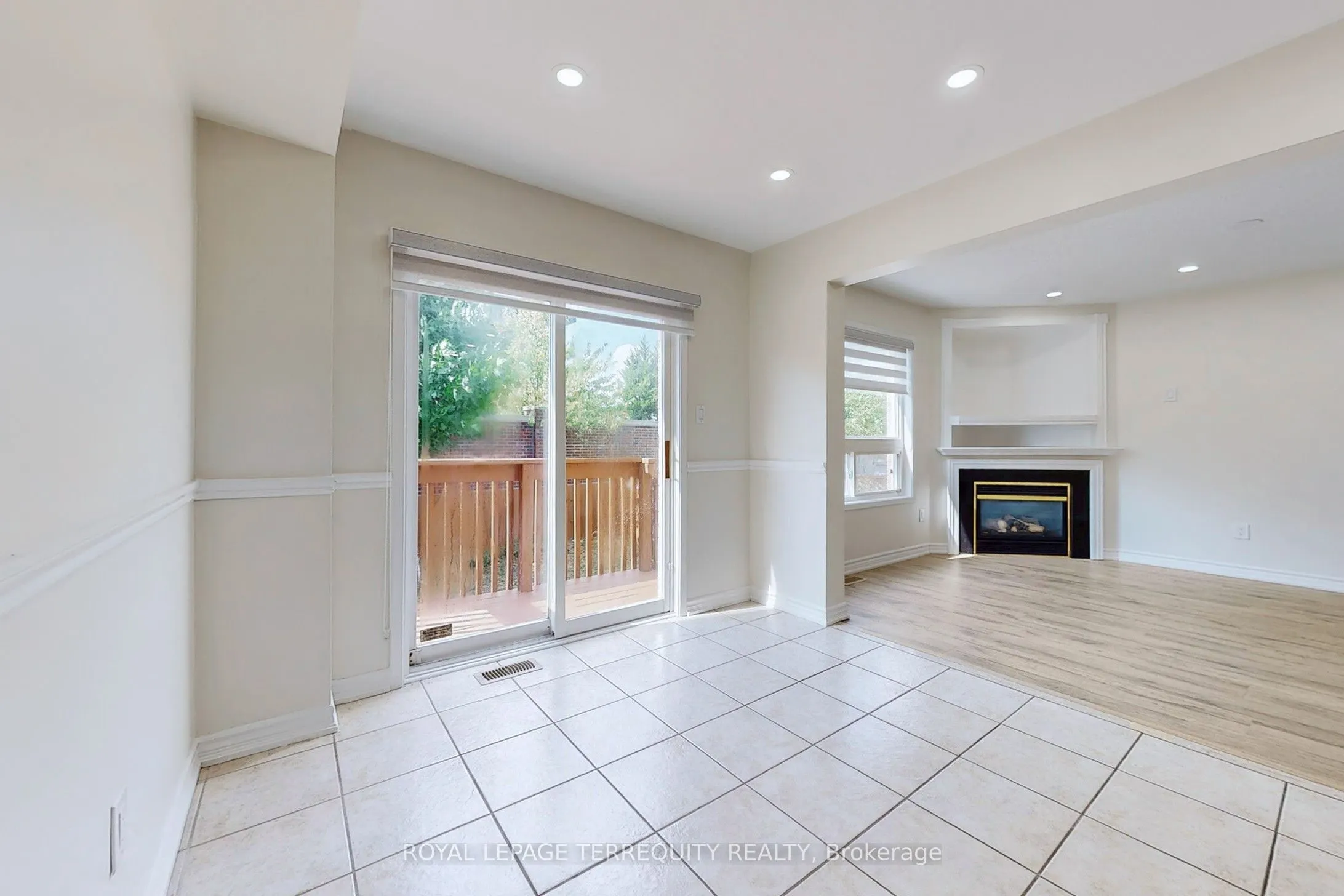 54 Mistdale Crescent