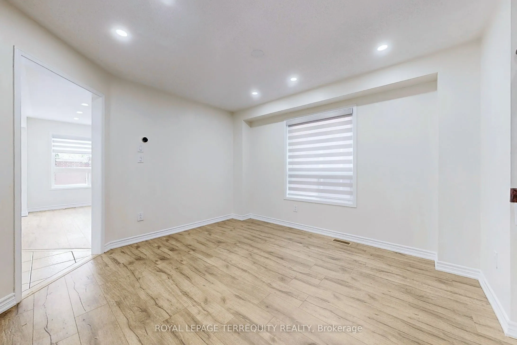 54 Mistdale Crescent