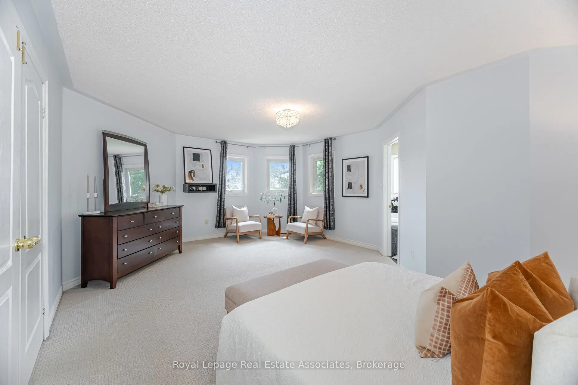 5496 Windy Hill Court