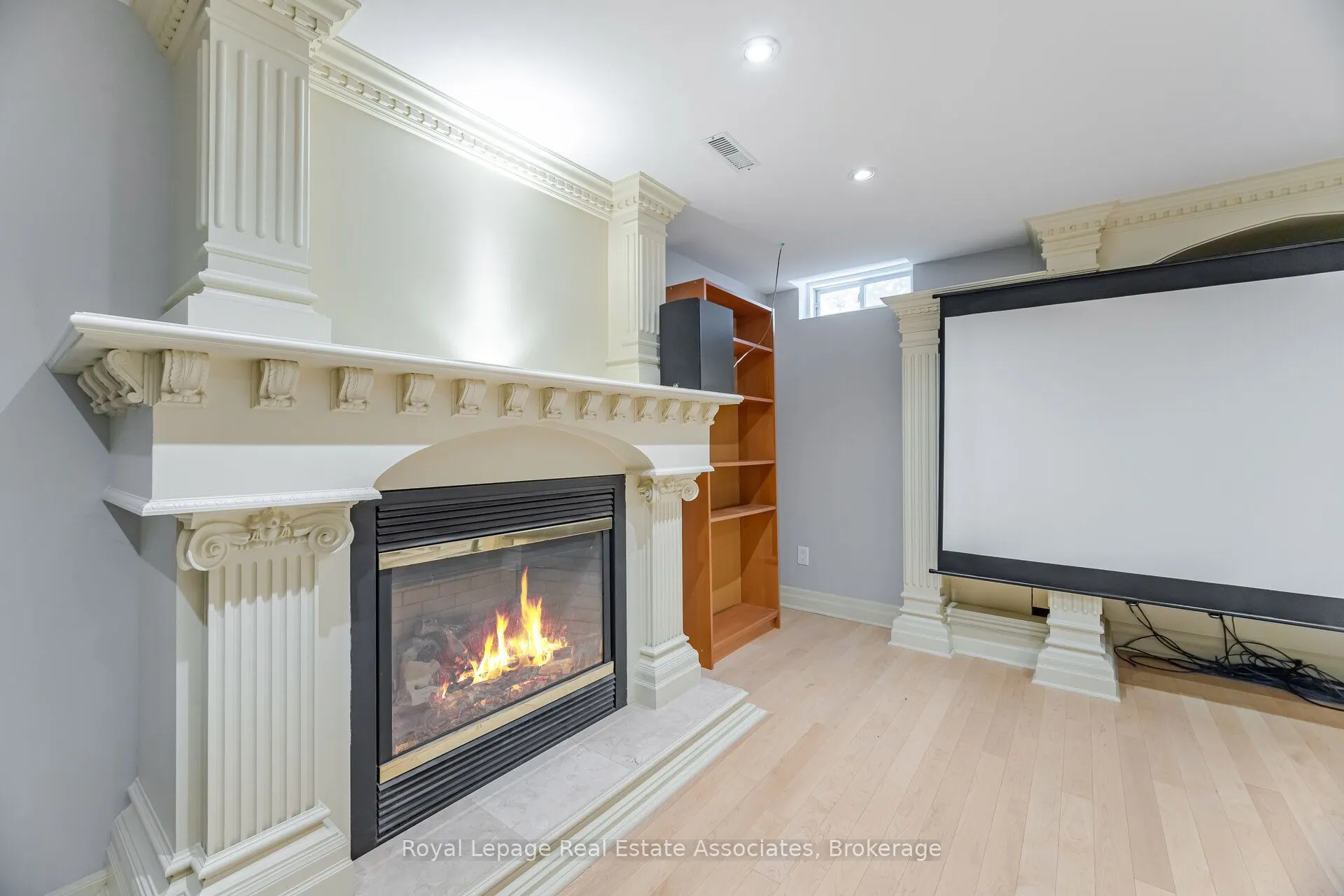 5496 Windy Hill Court