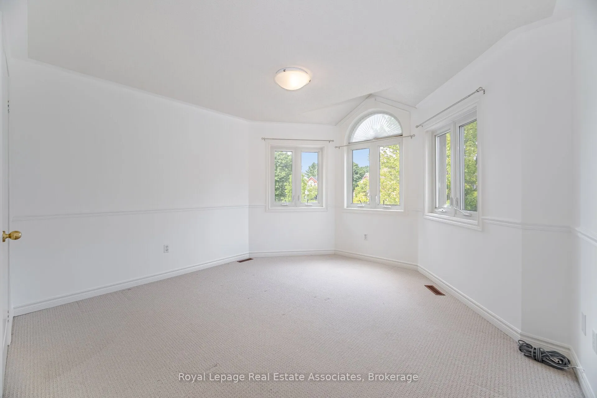 5496 Windy Hill Court