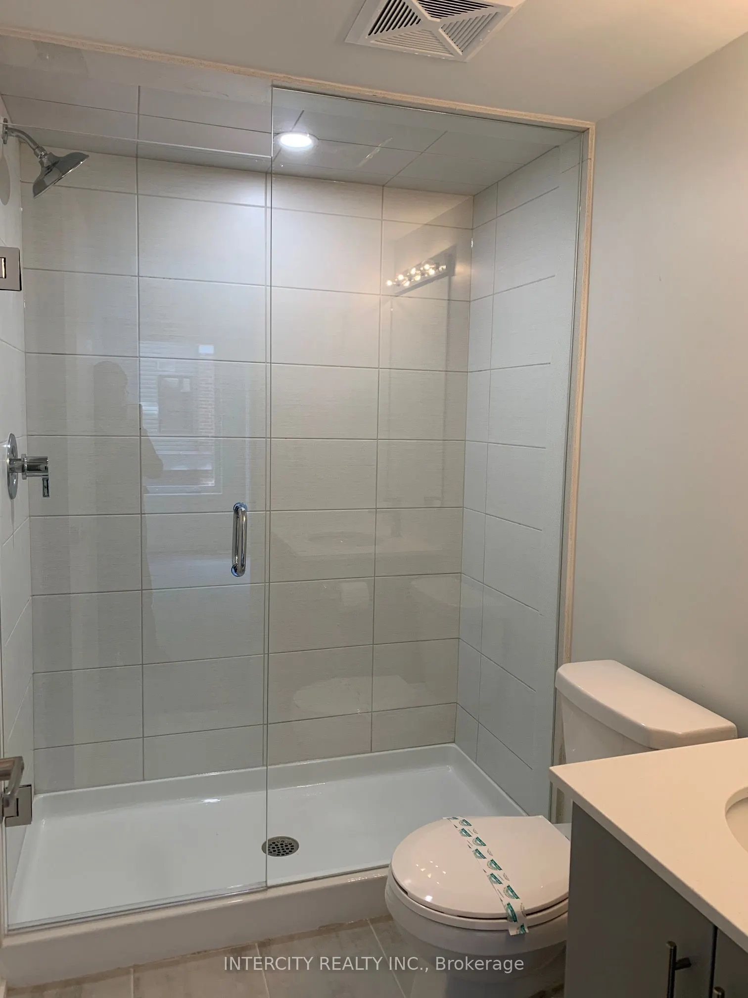 3409 Ridgeway Drive, #10