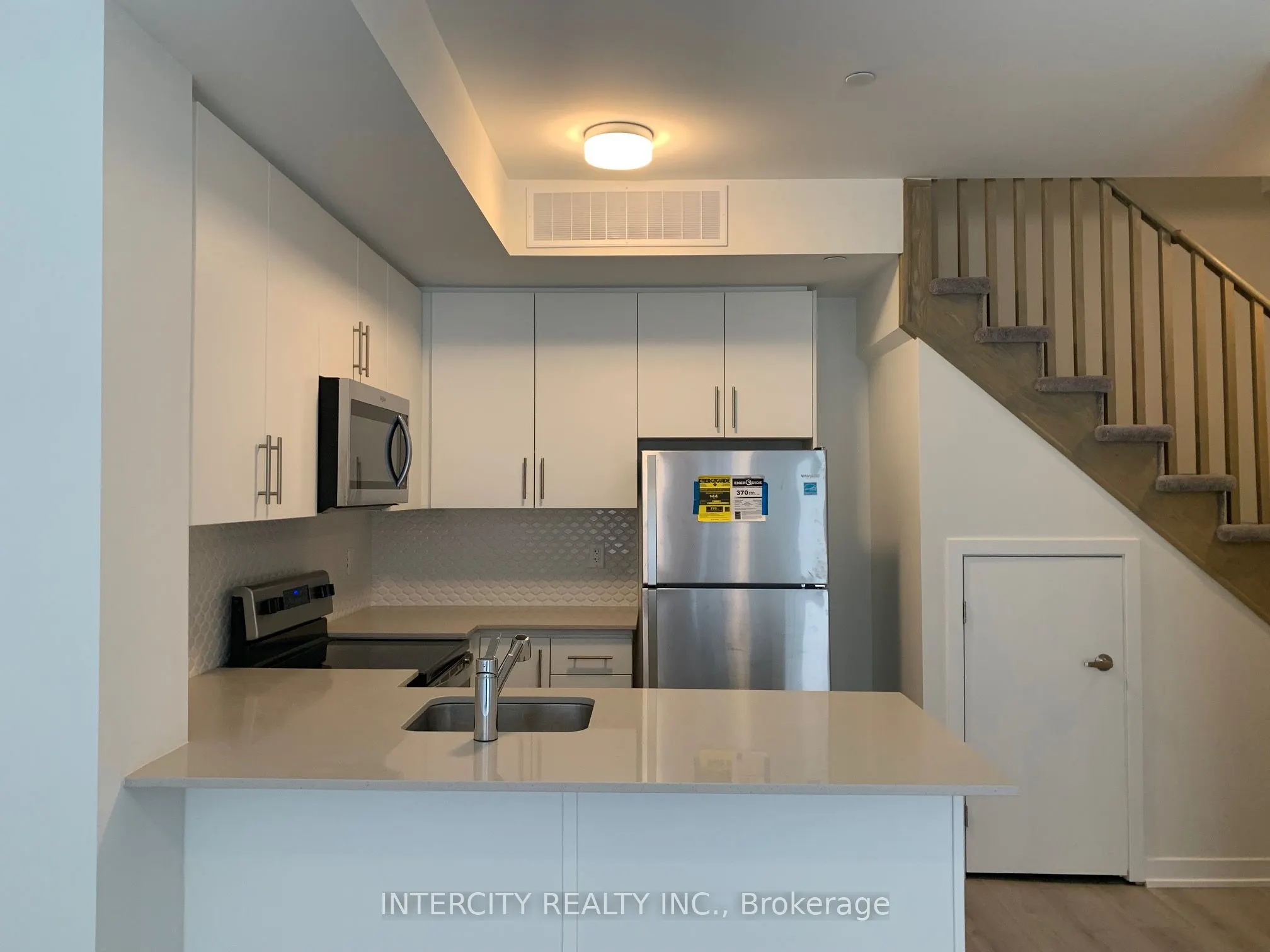 3409 Ridgeway Drive, #10