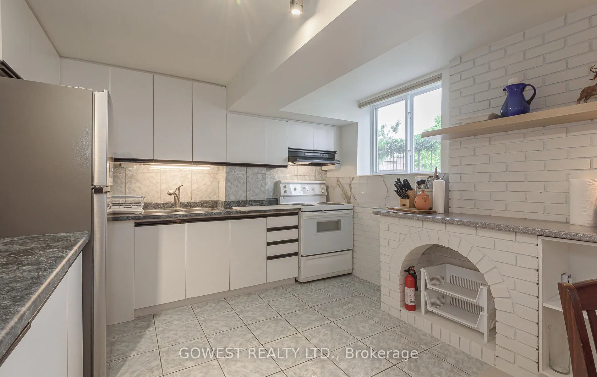 3 Pottery Crescent, #Bsmt