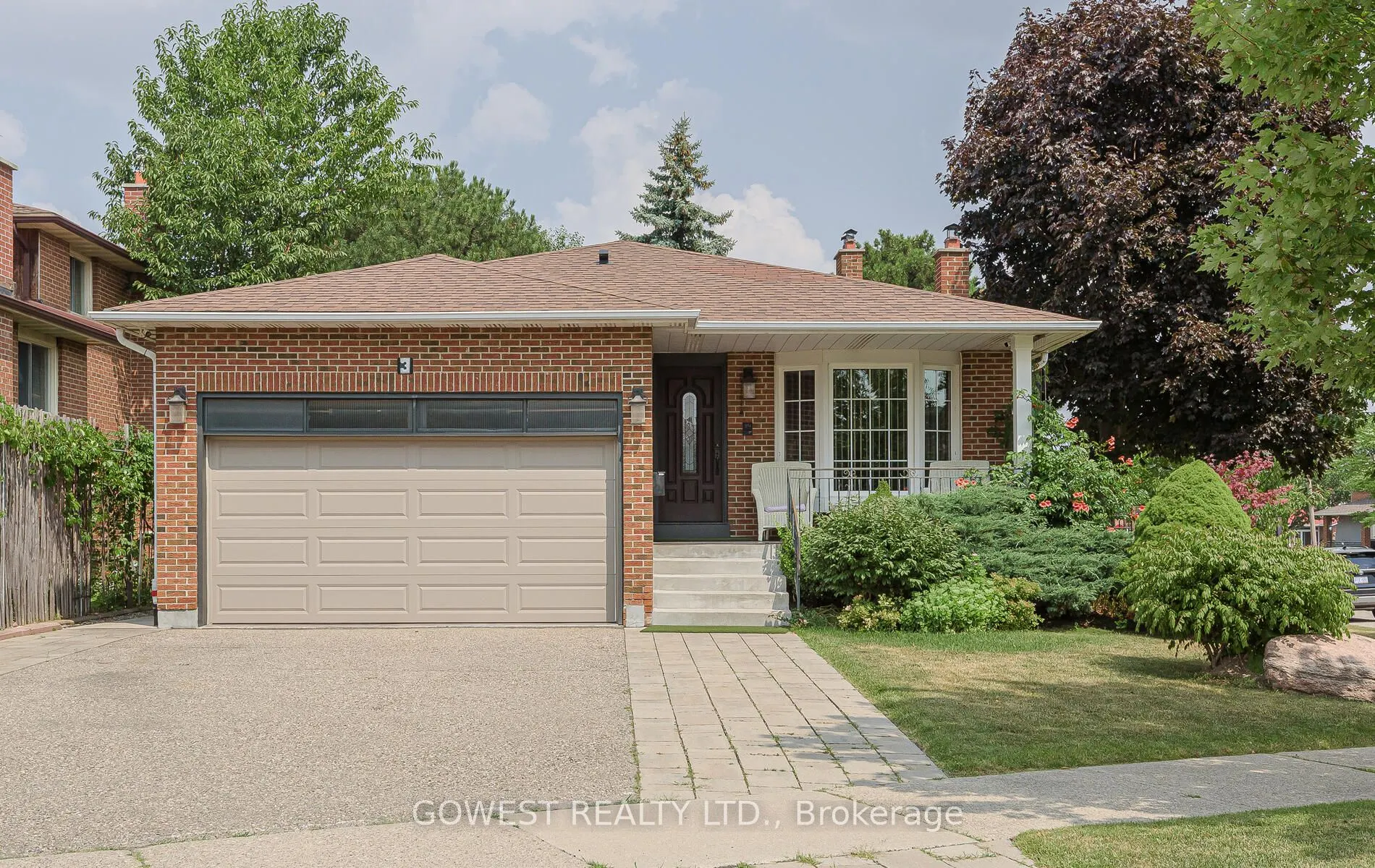 3 Pottery Crescent, #Main
