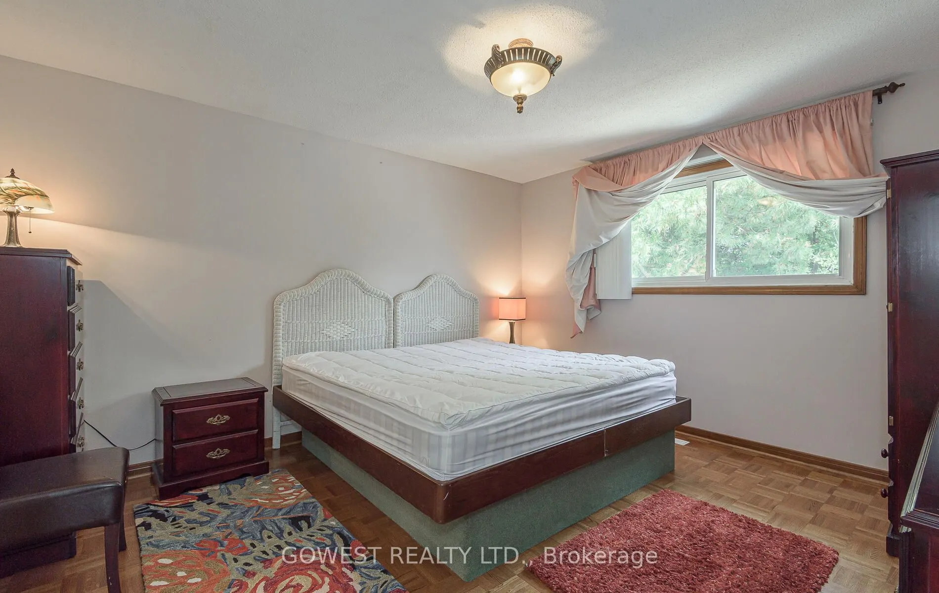 3 Pottery Crescent, #Main