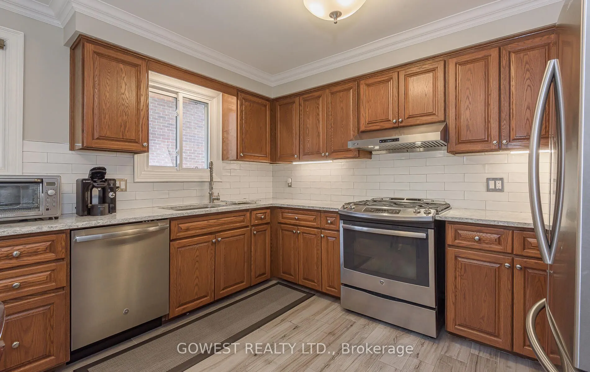 3 Pottery Crescent, #Main