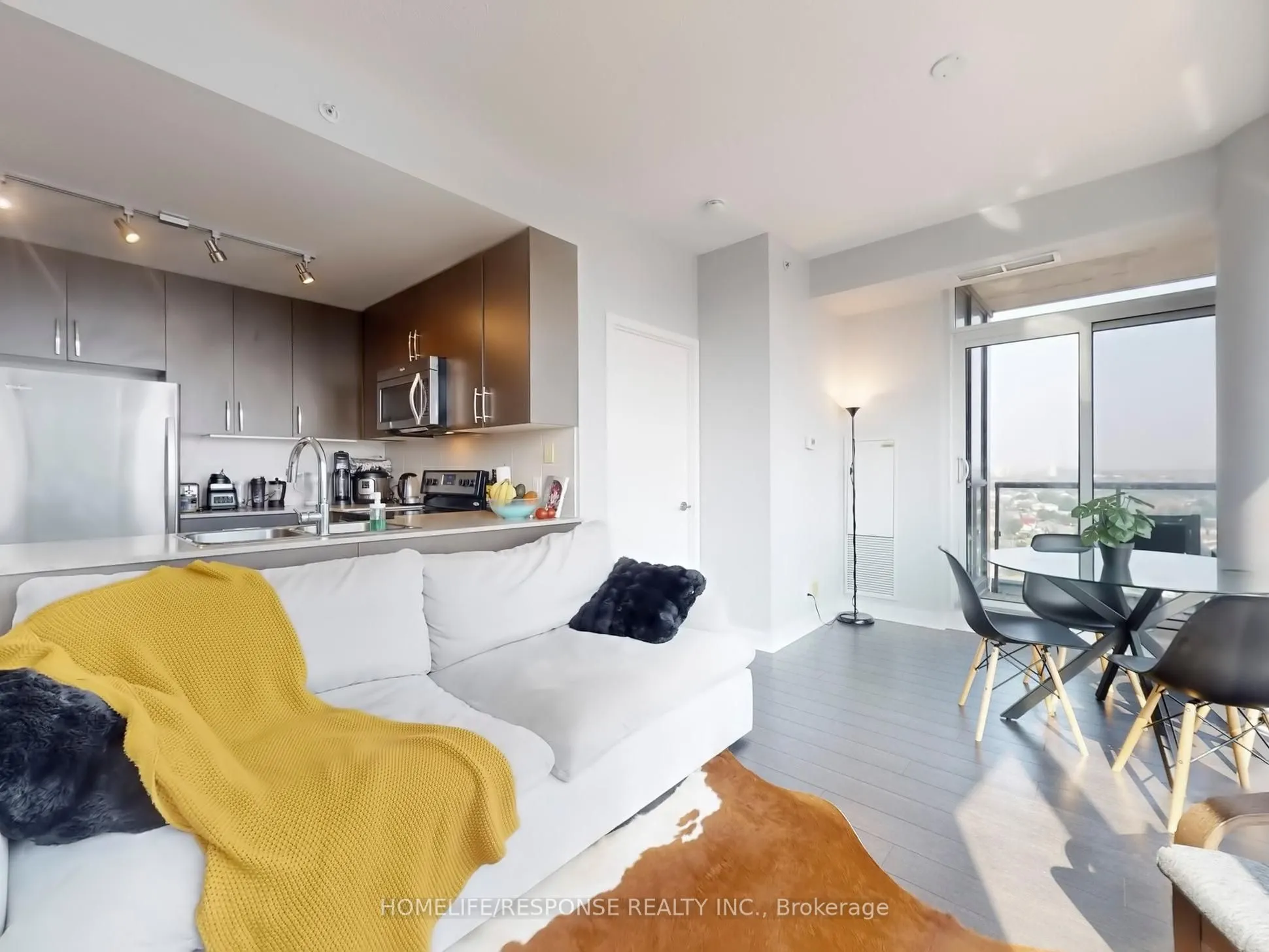 3985 GRAND PARK Drive, #1311