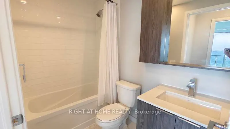 70 ANNIE CRAIG Drive, #4009