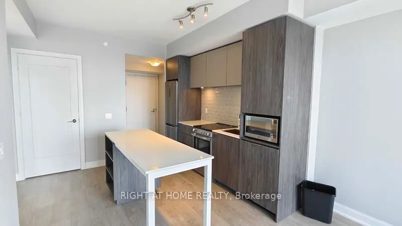 70 ANNIE CRAIG Drive, #4009