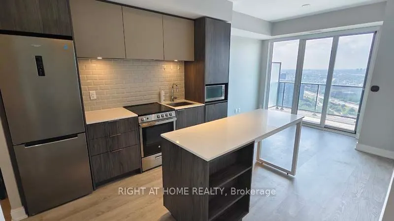 70 ANNIE CRAIG Drive, #4009