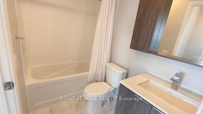 70 ANNIE CRAIG Drive, #4009